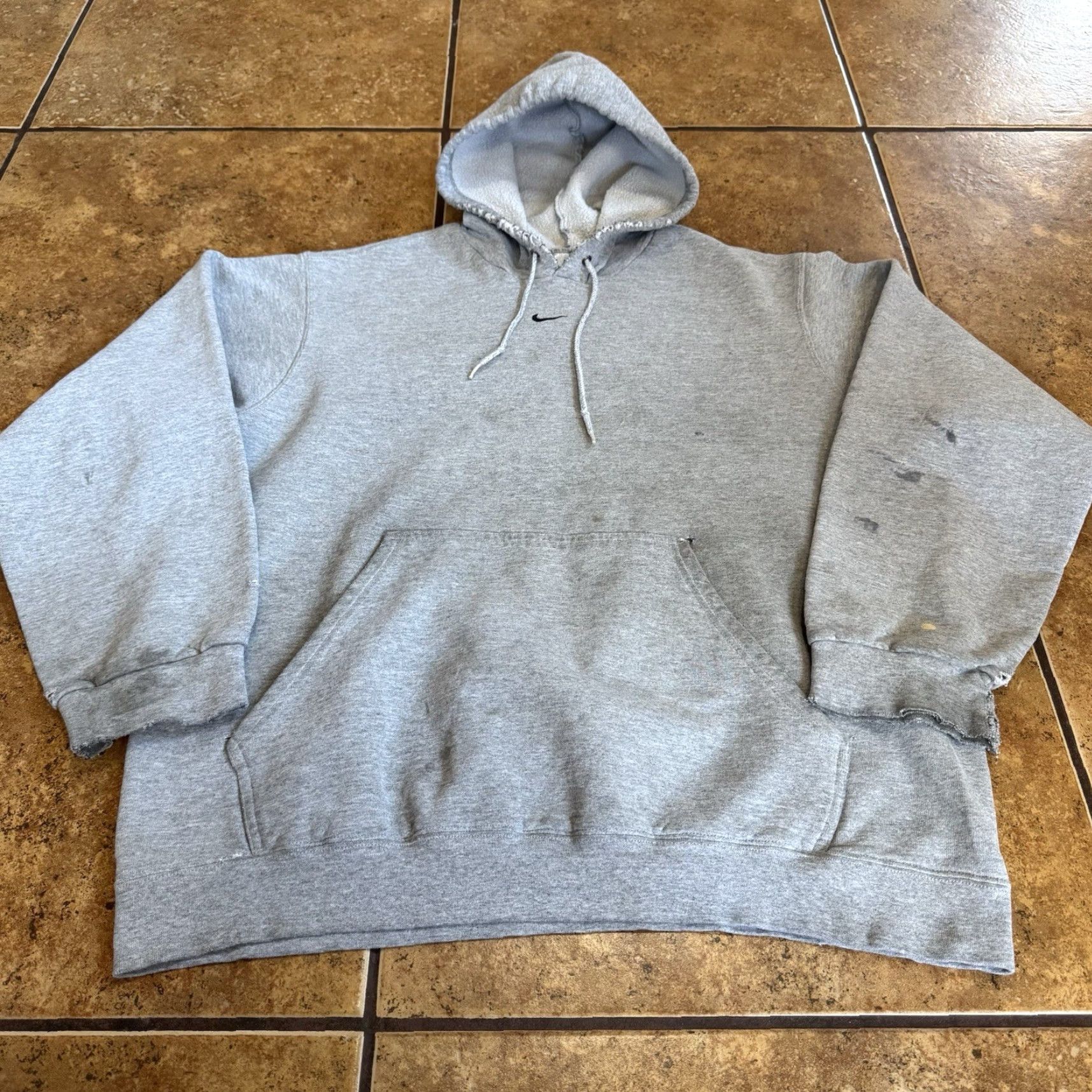 Nike VINTAGE Nike Center Swoosh Hoodie Mens Large Gray Sweatshirt Silver Tag Y2K Size US L / EU 52-54 / 3 - 2 Thumbnail