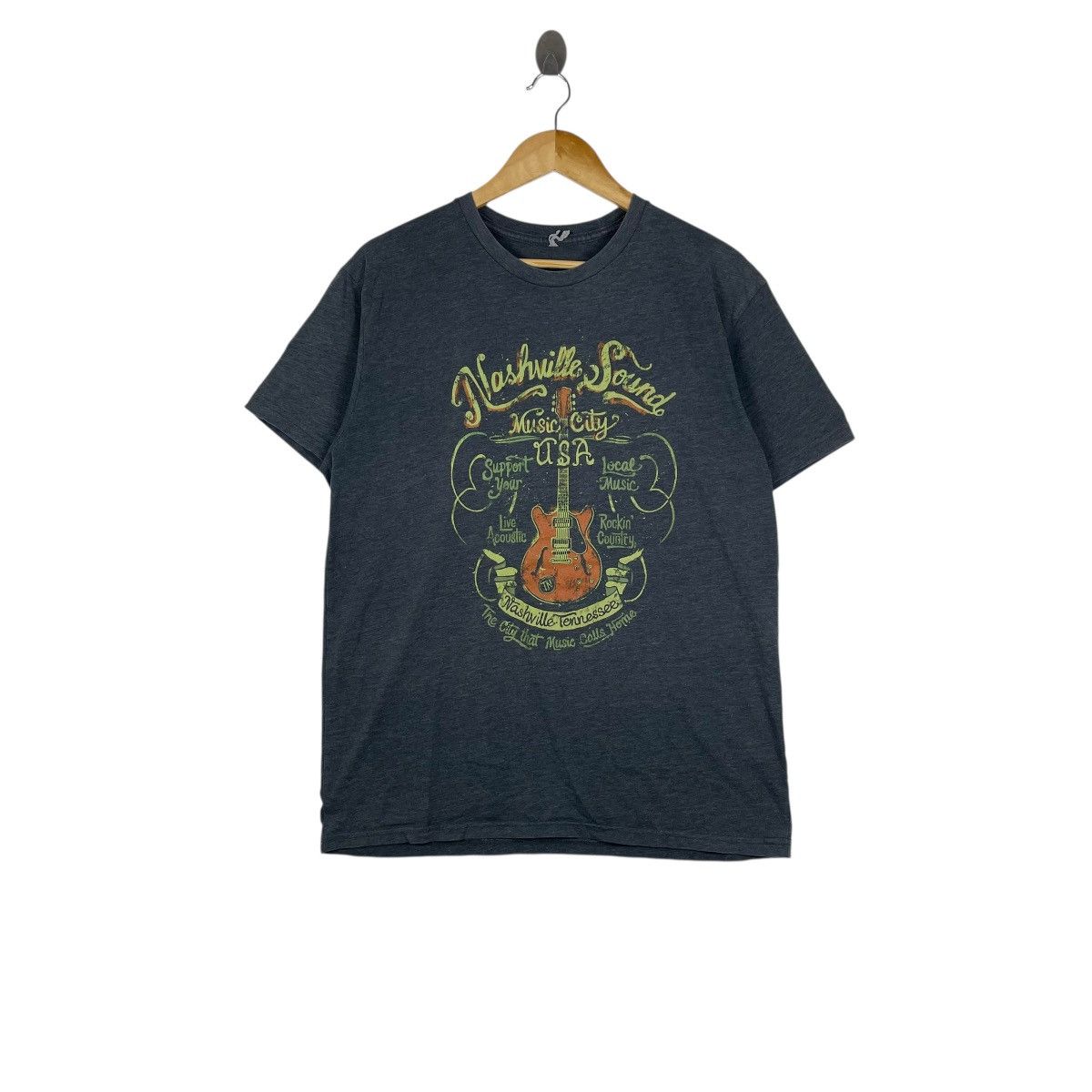 Vintage Vintage Nashville Sound Music City USA Tee Shirt Size US L / EU 52-54 / 3 - 1 Thumbnail