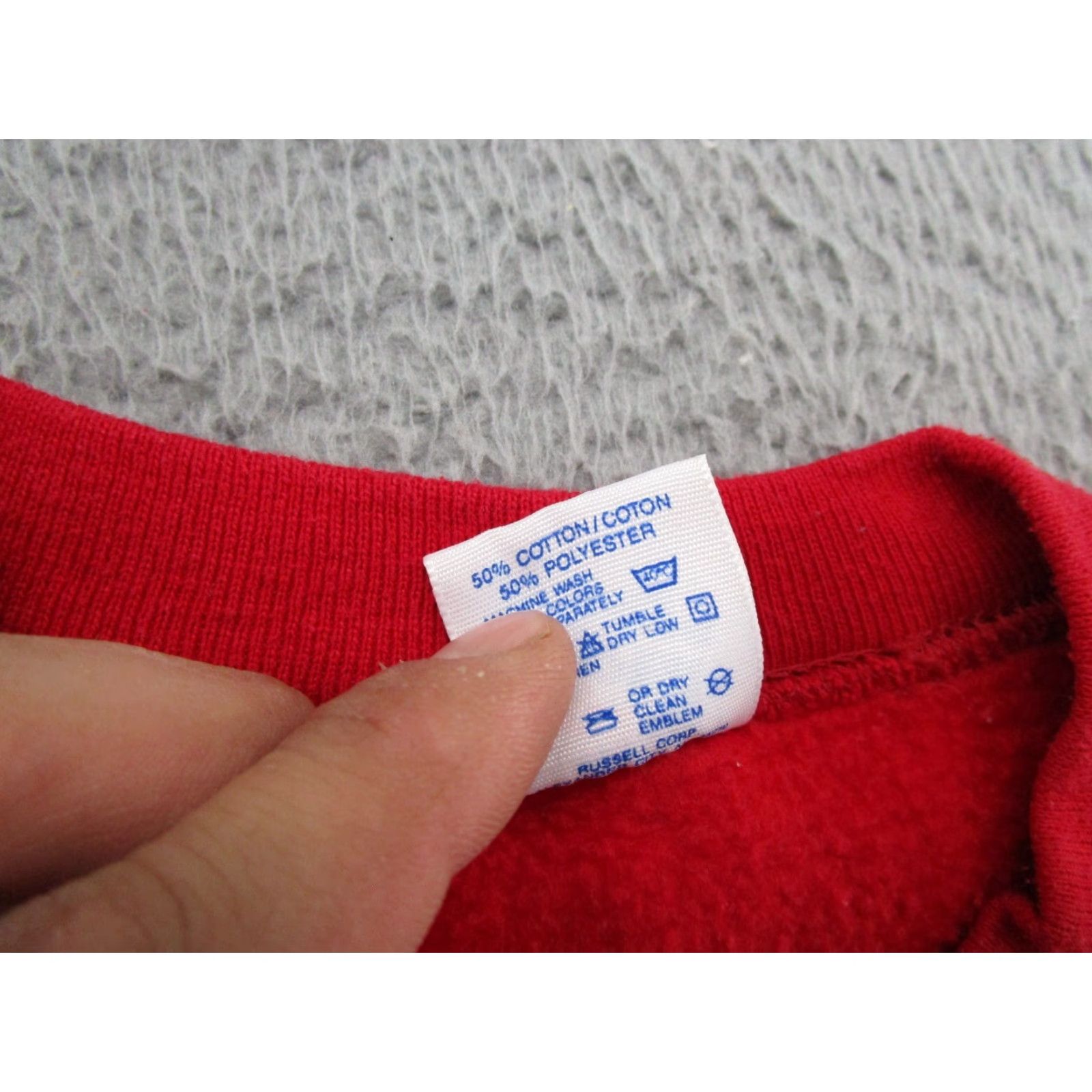 Jerzees VINTAGE Wisconsin Badgers Rose Bowl Embroidered Sweatshirt Size L USA Made Sweatshirt Mens Red 1994 Embroidered USA Rose Bowl Size US L / EU 52-54 / 3 - 4 Thumbnail