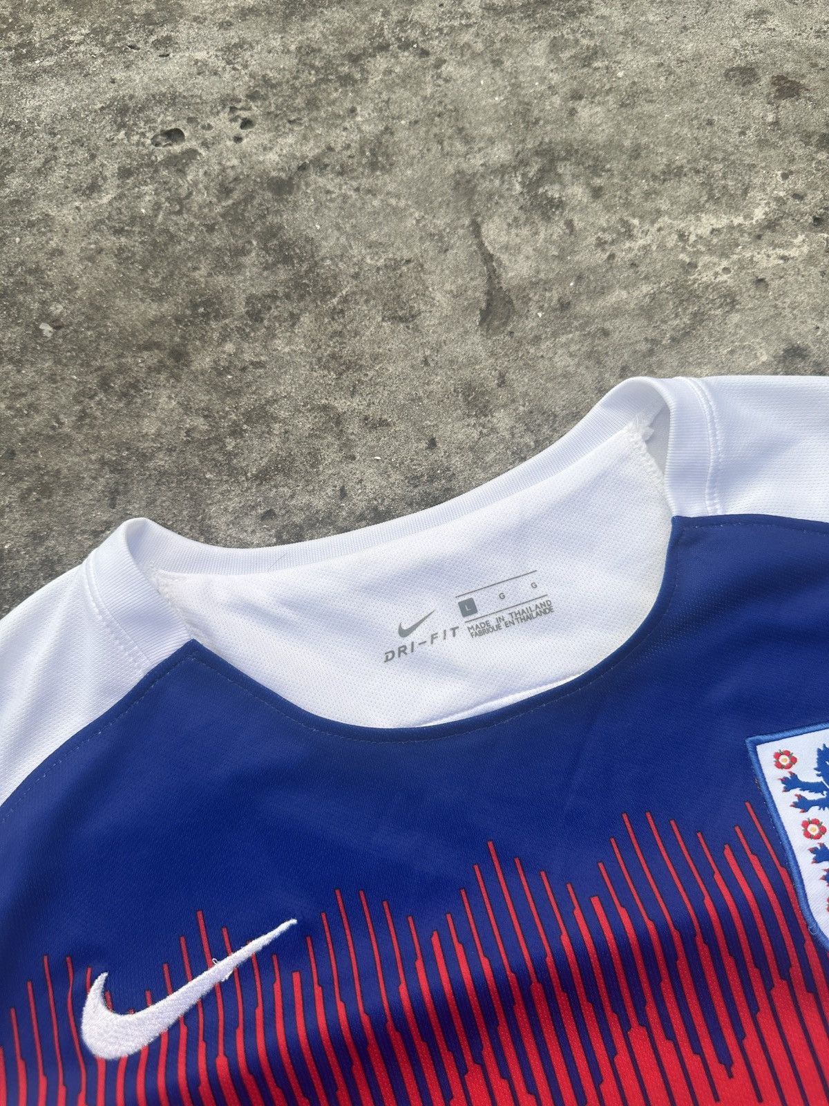 Nike Nike England Soccer Jersey Blokecore Rare Casual Style L Size US L / EU 52-54 / 3 - 3 Thumbnail