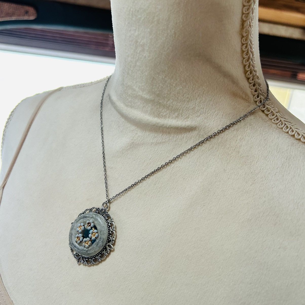 Handmade Handcrafted repurpose shadow box gem pendant necklace Size ONE SIZE - 3 Thumbnail