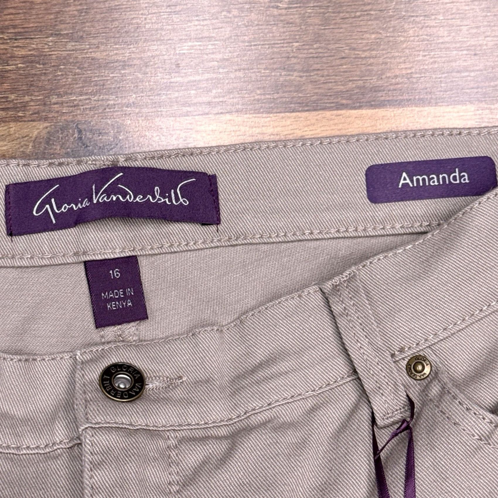 Gloria Vanderbilt Gloria Vanderbilt Amanda Jeans 16 Short Tan Classic Fit Tapered Leg New Denim 5-Pocket Straight Leg Mens? Size 38" / US 16 / IT 52 - 4 Thumbnail