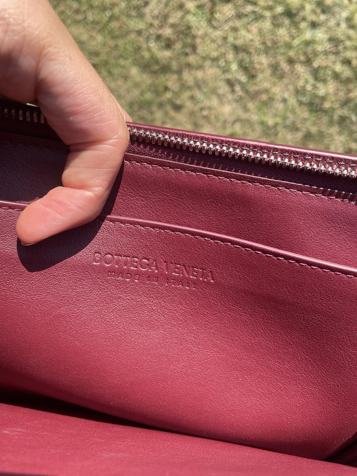 Bottega Veneta Vintage Bottega Veneta Burgundy Leather Clutch Bag Size ONE SIZE - 6 Thumbnail