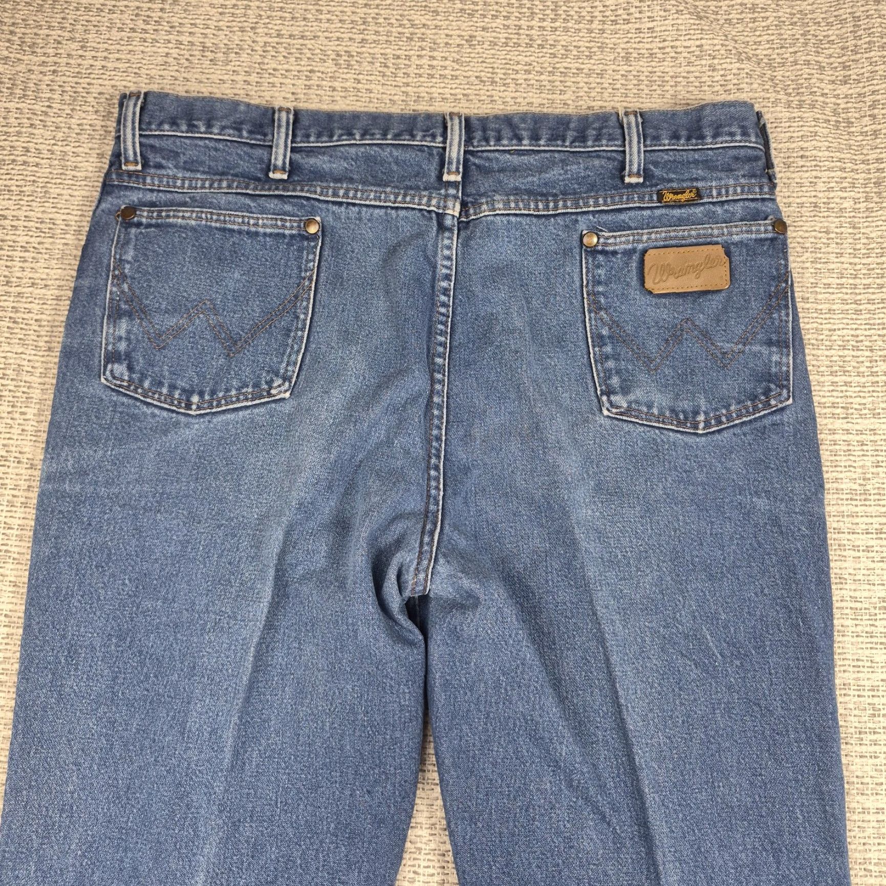 Wrangler VINTAGE Wrangler Cowboy Cut Jeans Mens 40x34 Blue Slim Straight Denim USA Pants Size US 40 / EU 56 - 3 Thumbnail