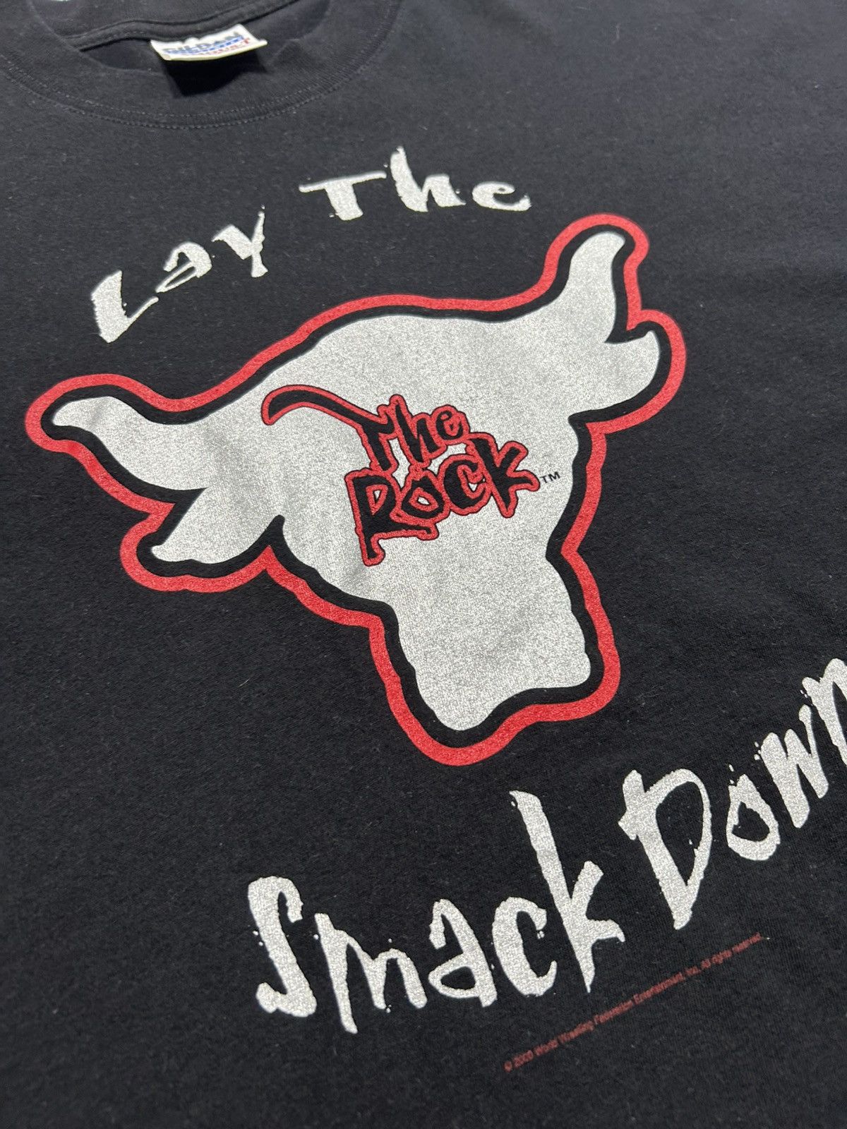 Vintage Vintage 2000 The Rock Lay The Smack Down T-Shirt Size US XL / EU 56 / 4 - 6 Thumbnail
