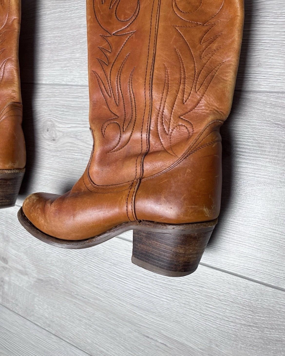 Other Vintage women’s Cowboy Boots size 5 made in Moldova 🇲🇩 Size US 5 / IT 35 - 4 Thumbnail