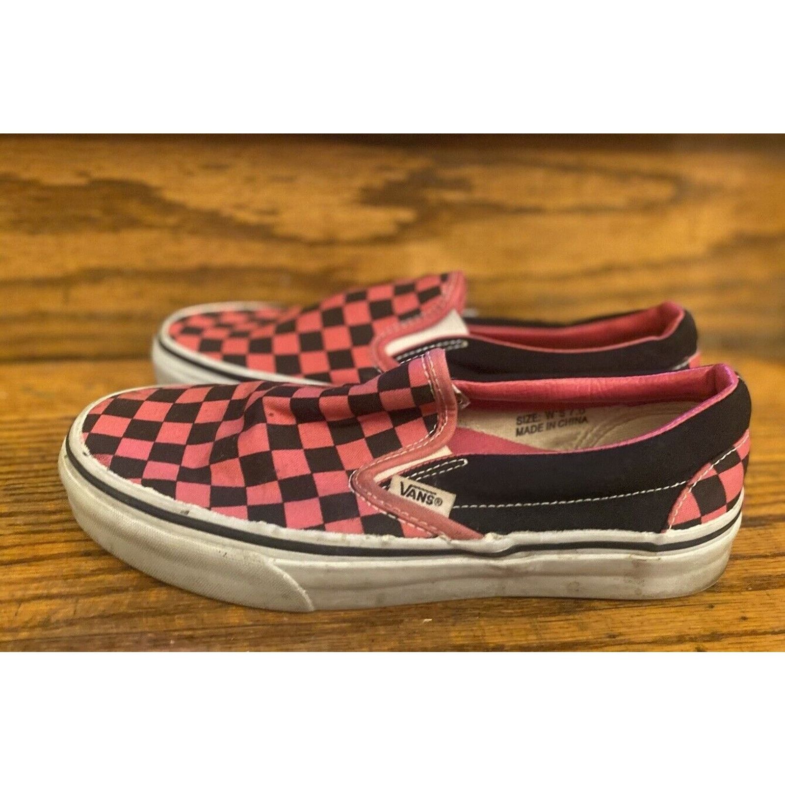 Pink black checkered vans on sale