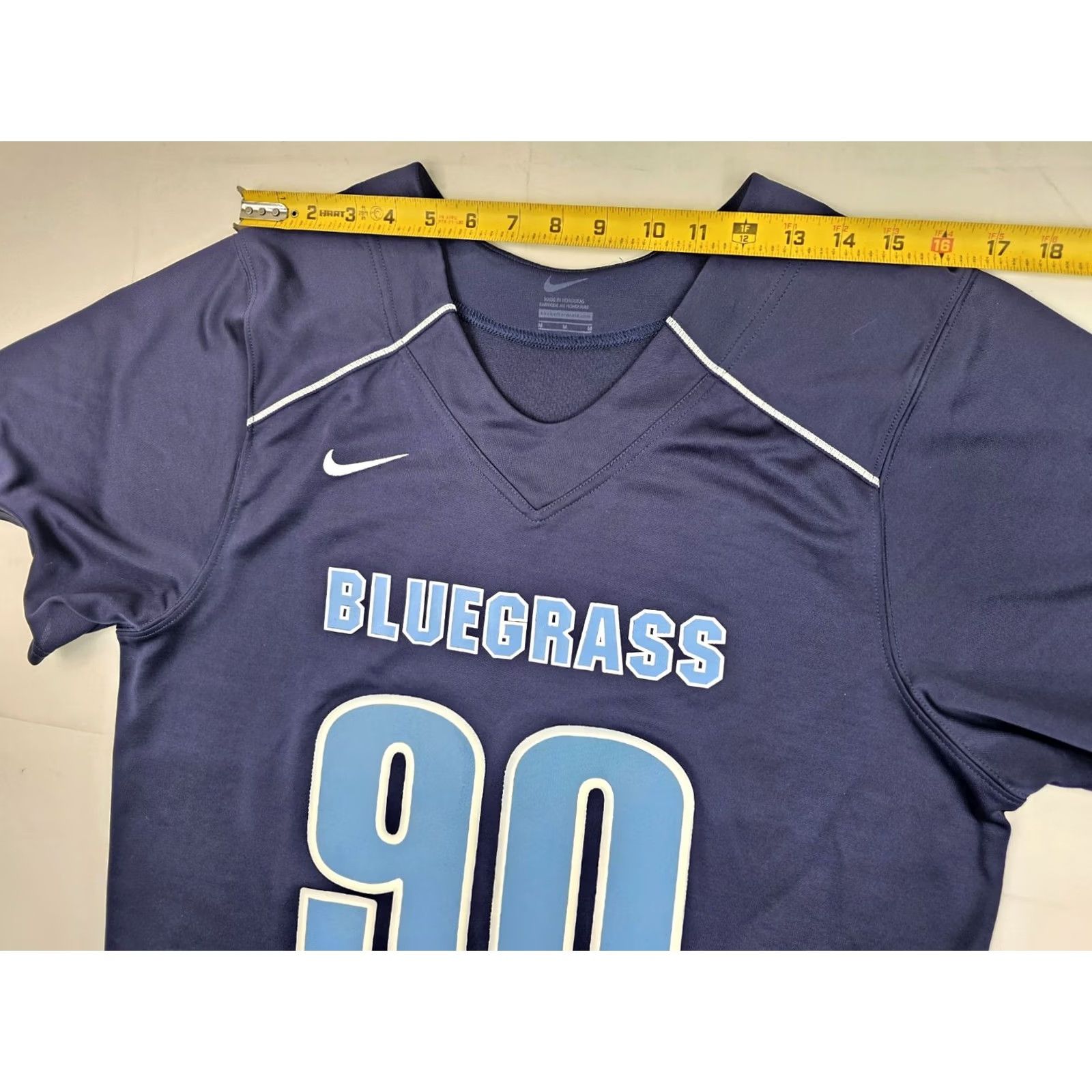 Nike VINTAGE Nike Bluegrass #90 Navy Blue Football Jersey Men M Dri-Fit Athletic Game V-Neck 90s Size US M / EU 48-50 / 2 - 7 Thumbnail
