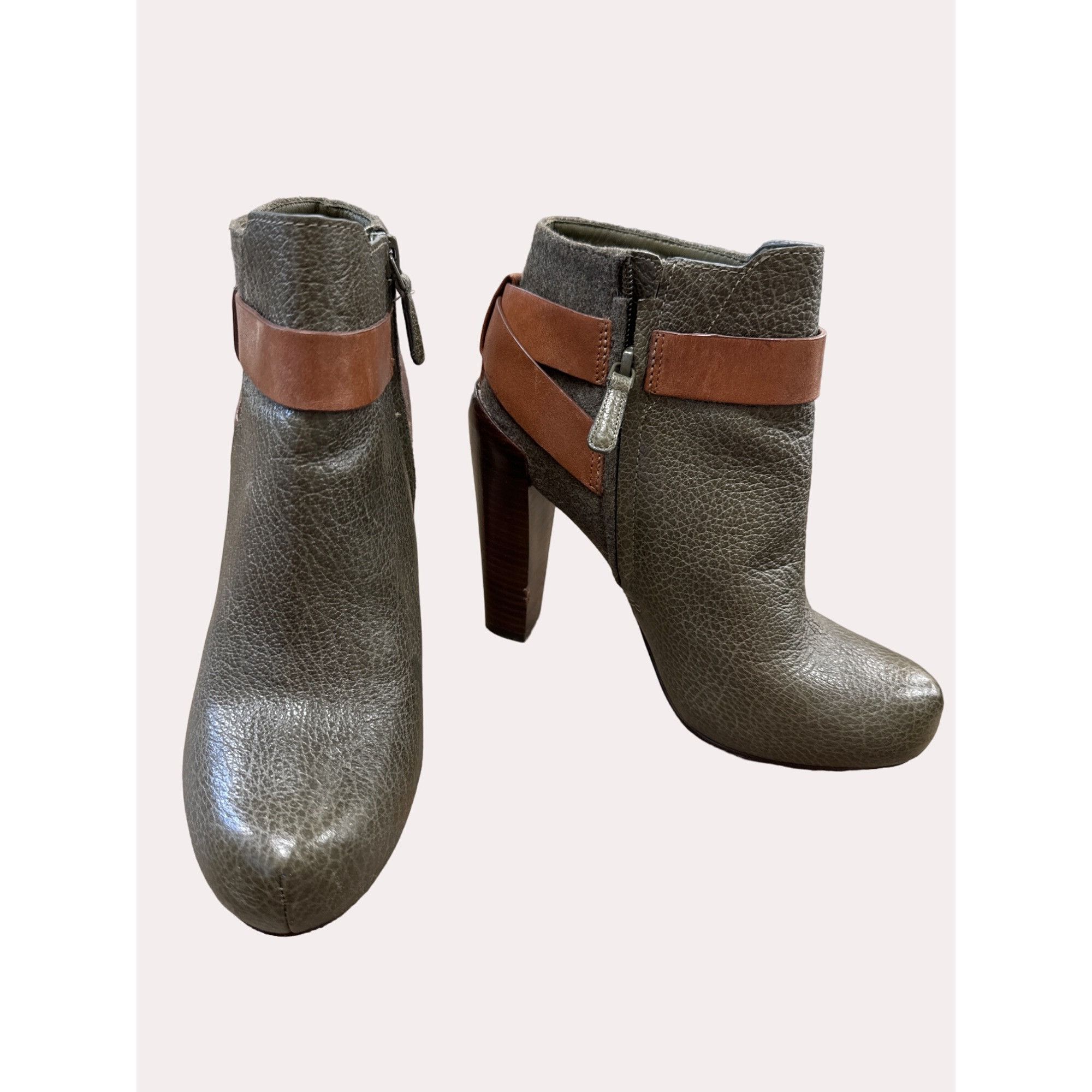 Cole Haan Cole Haan women’s green brown leather ankle boots size6B SKU Size US 6 / IT 36 - 2 Thumbnail