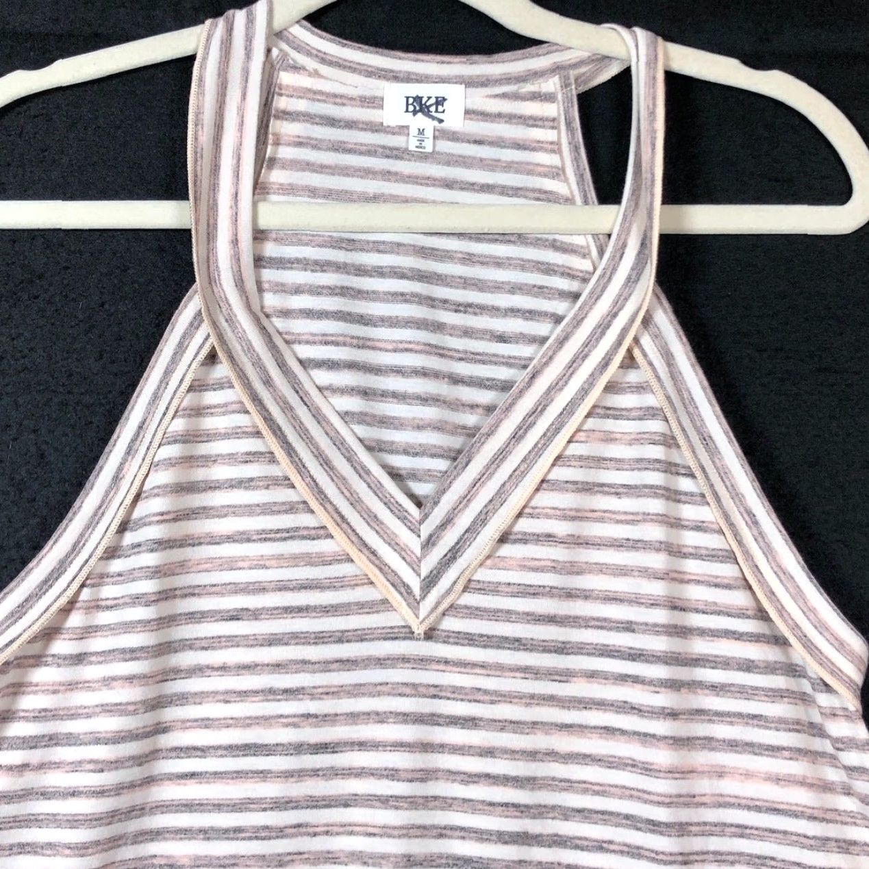 BKE BKE Womens Tank Multicolored Blush Striped V Neck Cotton Blend Stretch M Tank Women Casual Shirt Sets Size M / US 6-8 / IT 42-44 - 2 Thumbnail