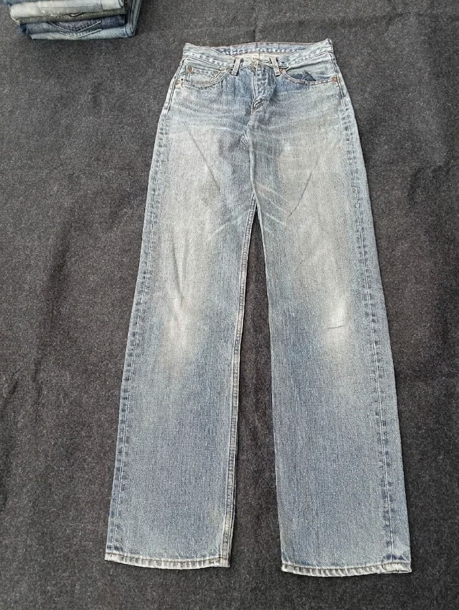 Levi's Vintage Clothing LEVI'S 502 Regular Tapered Light Wash Jeans - Great Fade. Size US 28 / EU 44 - 1 Thumbnail