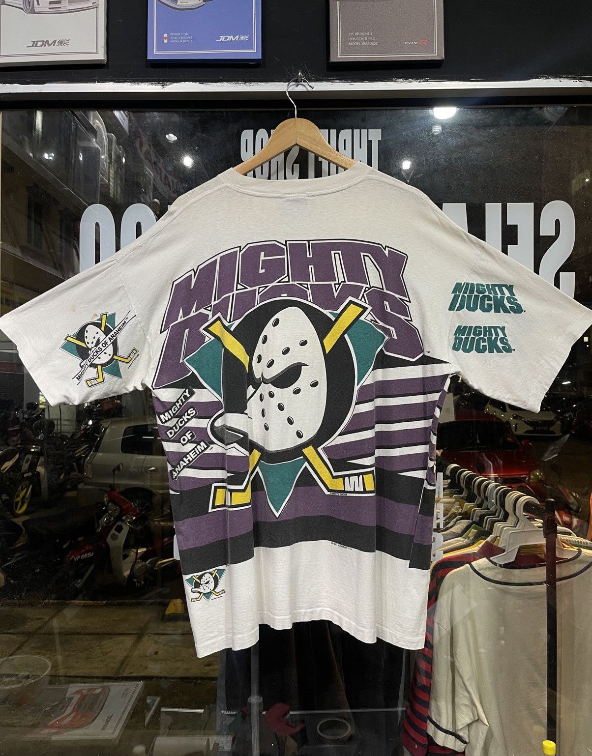 Other Vintage 90’s Anaheim Mighty Duck AOP magic johnson Size US XXL / EU 58 / 5 - 7 Thumbnail
