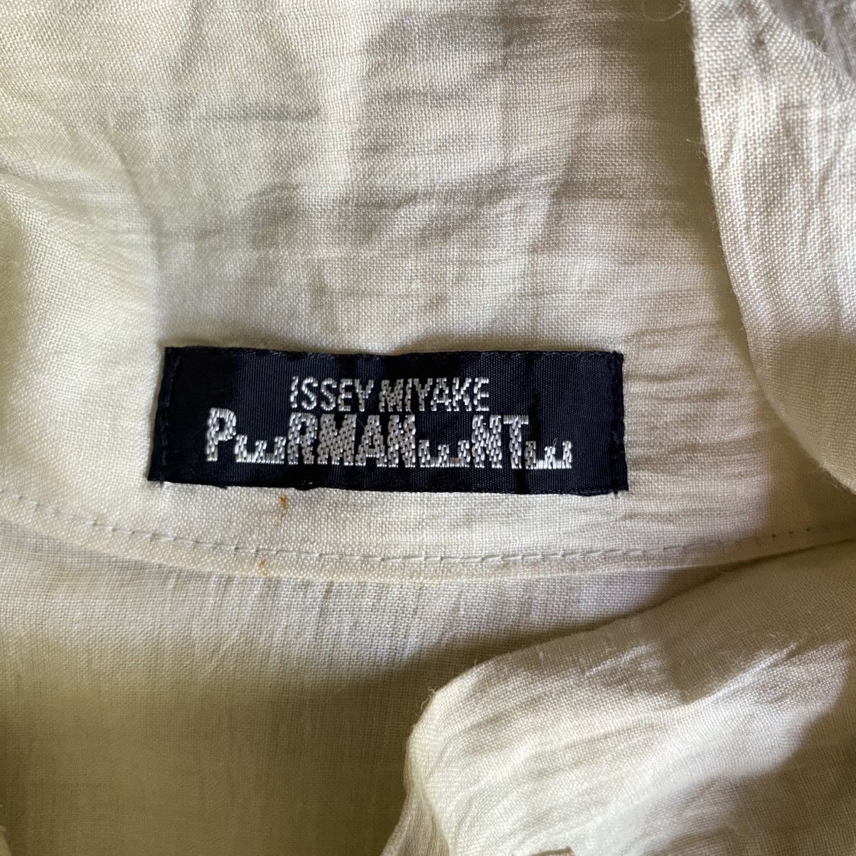 Issey Miyake ISSEY MIYAKE Permanent Ivory Long Front Shirt Size M / US 6-8 / IT 42-44 - 9 Thumbnail