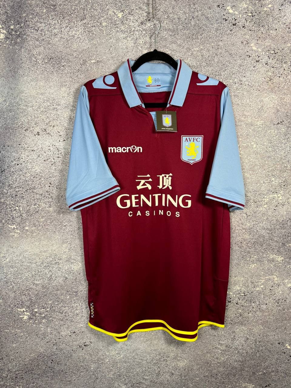 Macron × Vintage NWT Aston Villa 2012/13 Macron Soccer Jersey Size US XL / EU 56 / 4 - 1 Thumbnail