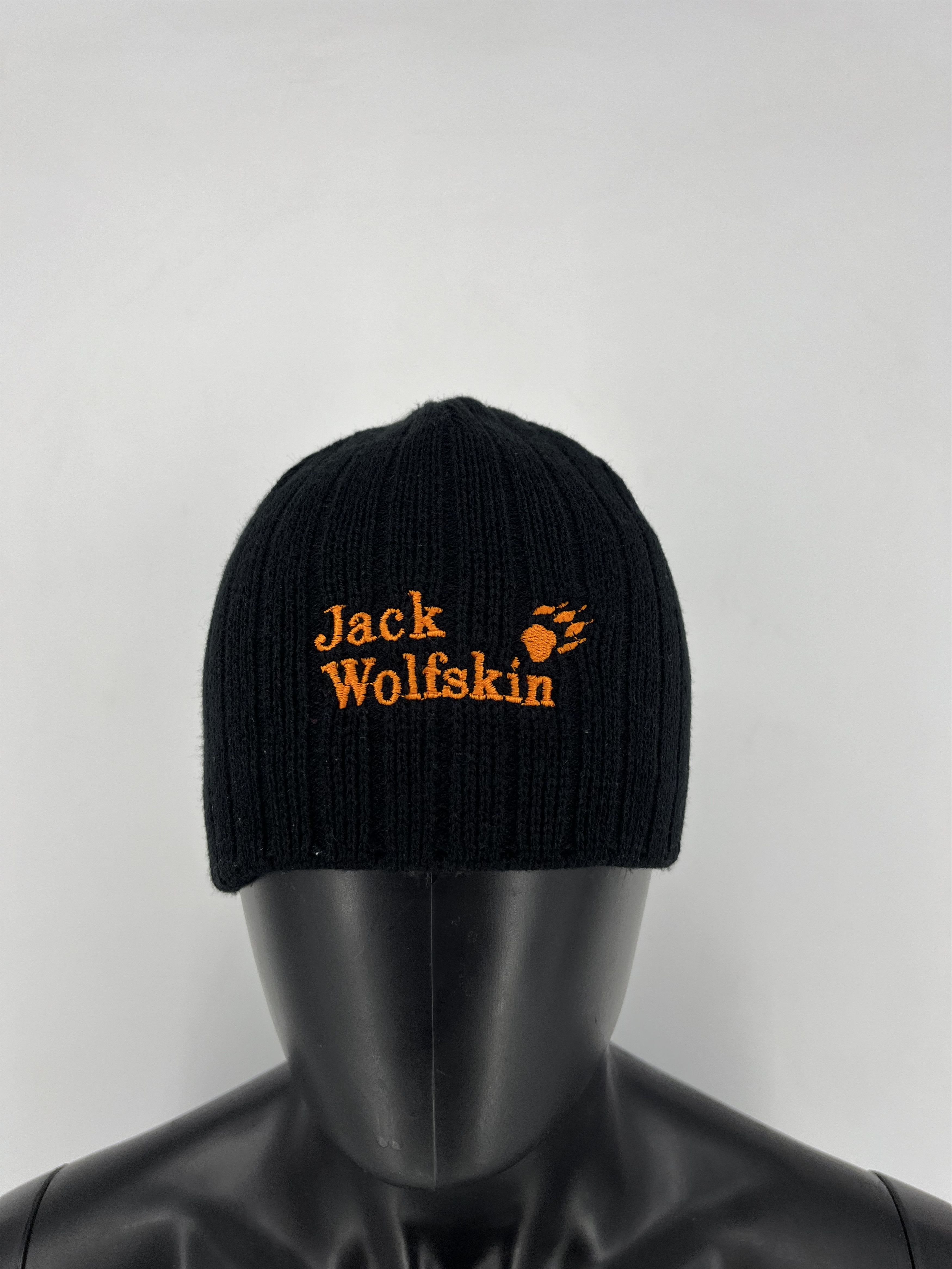Jack Wolfskin Vintage Jack Wolfskin Big Logo Beanie Hat Streetwear Straigh Size ONE SIZE - 1 Thumbnail