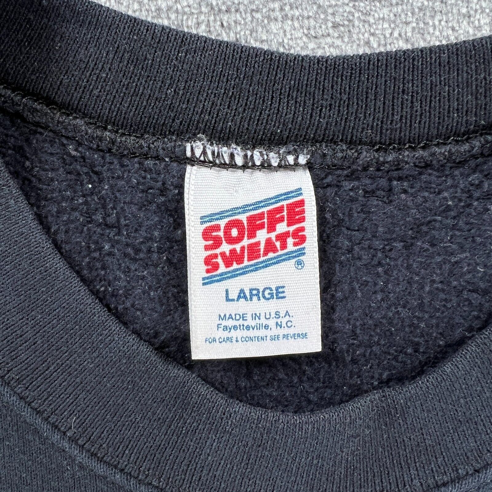 Soffe Soffe Crewneck Sweatshirt Men L Vintage 90's Made in USA Arm Size US L / EU 52-54 / 3 - 6 Thumbnail