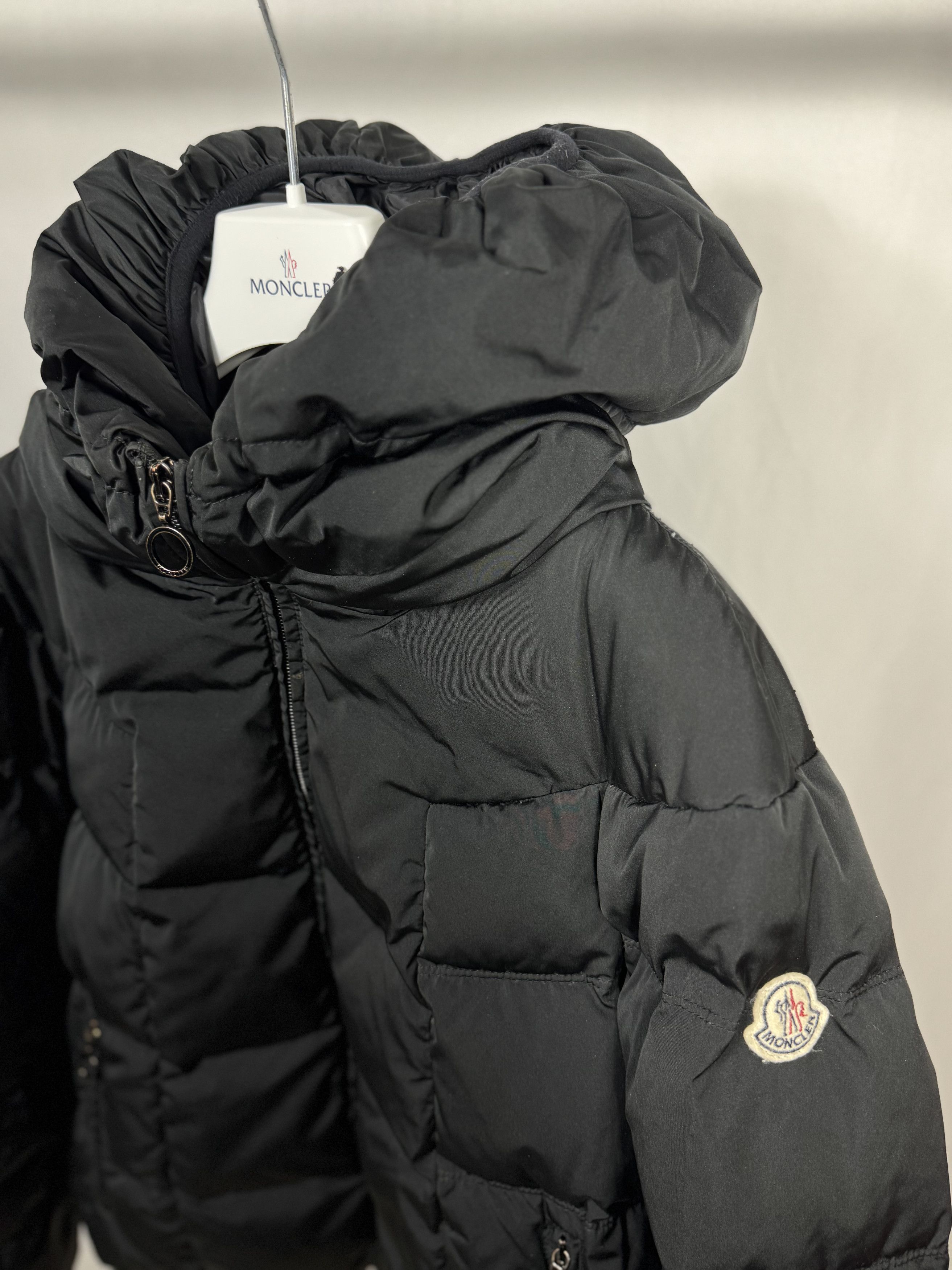 Moncler Moncler Damas Ladies Jacket Size L / US 10 / IT 46 - 2 Thumbnail