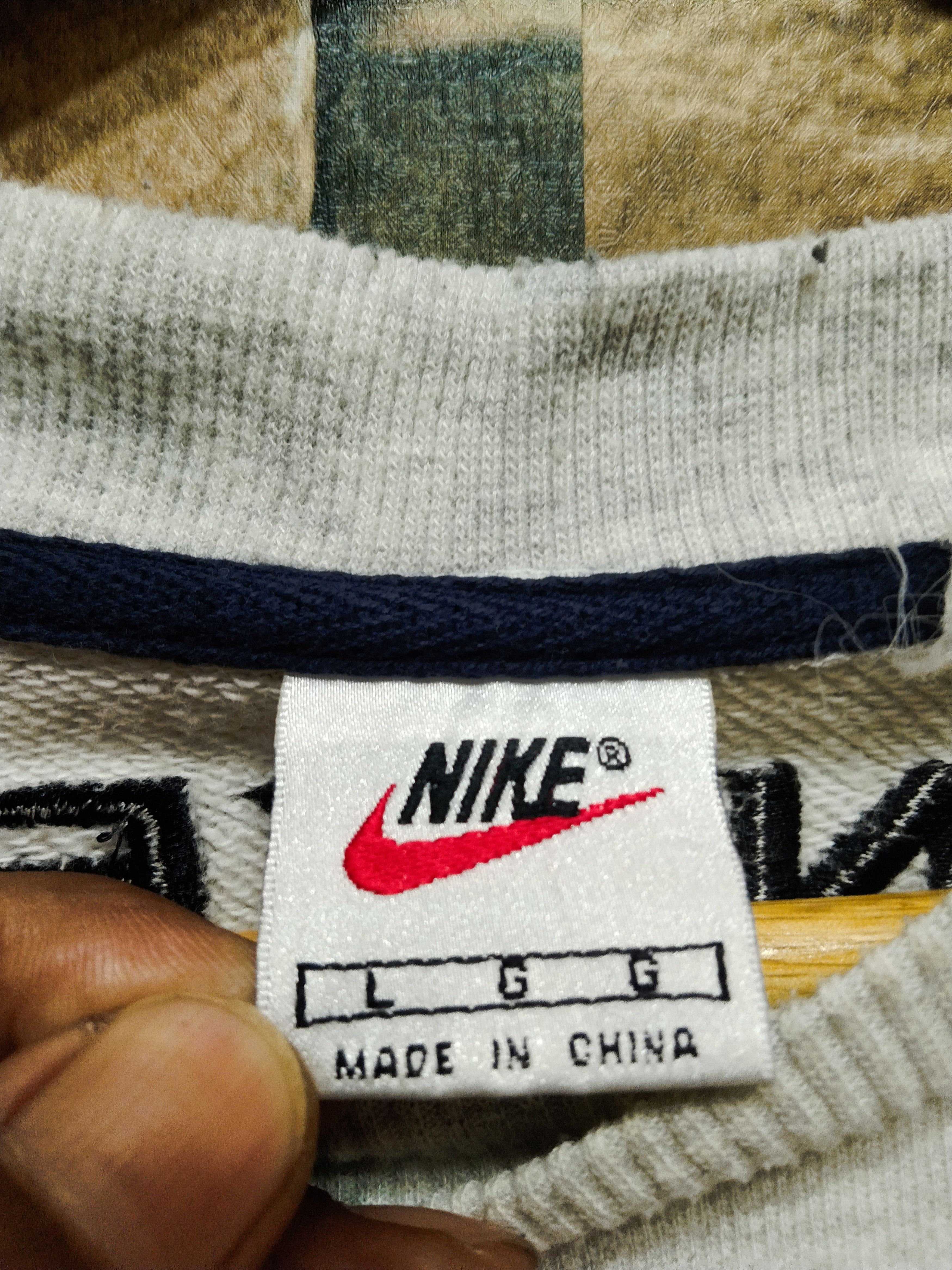 Nike × Vintage Vintage Nike Swoosh Big Logo Size US L / EU 52-54 / 3 - 8 Thumbnail