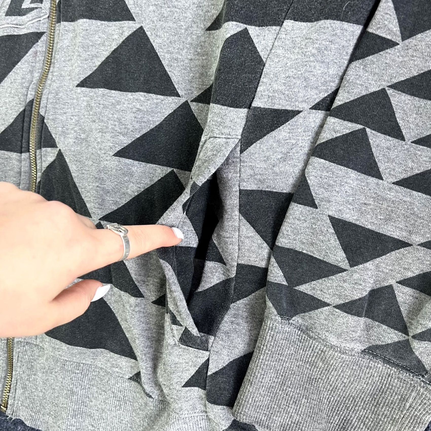 Industrie VINTAGE One Industries Shirt Mens M Gray Y2K Hoodie Full Zip Fleece Geometric Sweatshirt Moto Size US M / EU 48-50 / 2 - 3 Thumbnail