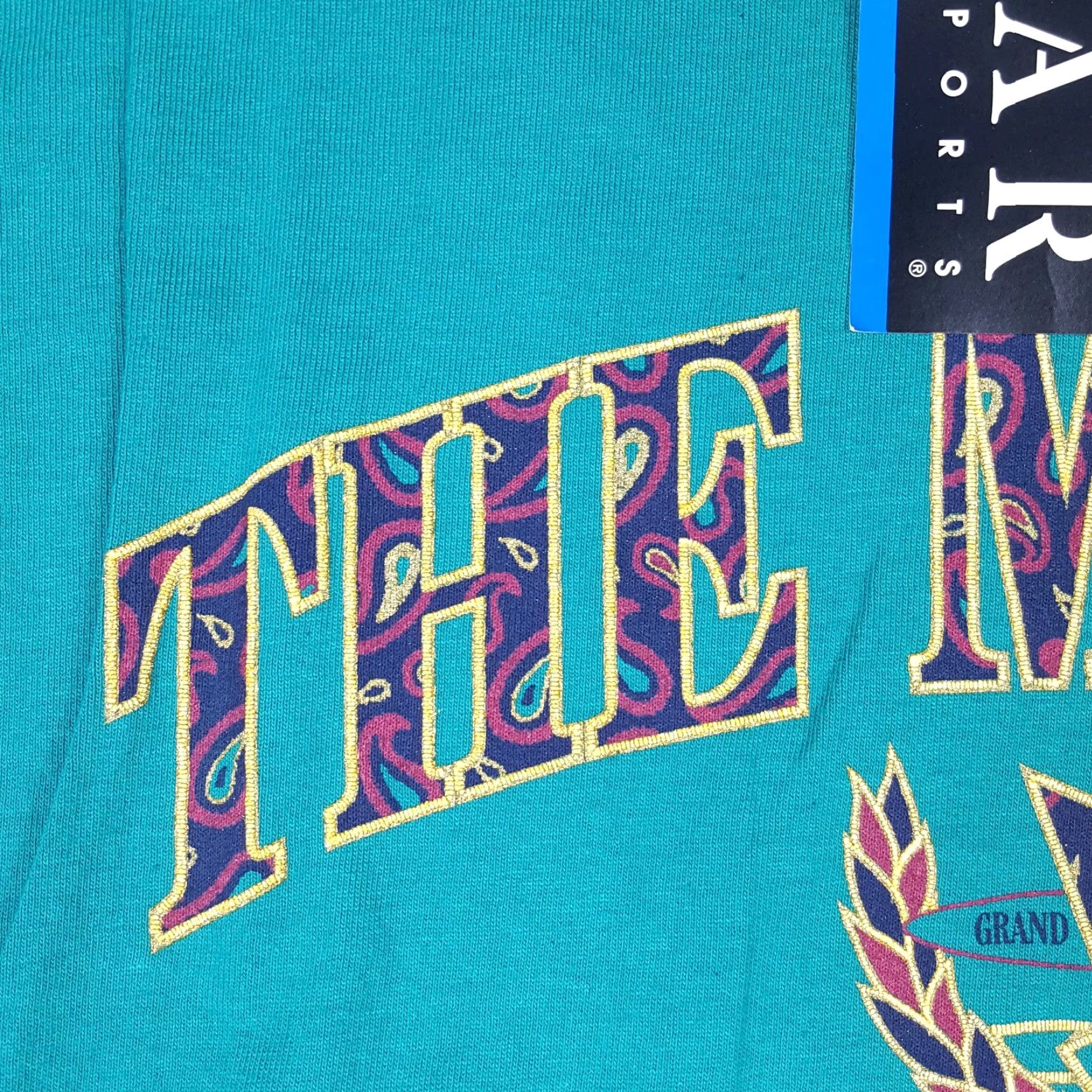 Spell VINTAGE Mirage Casino Spell Out Y2K Mens Size Large Las Vegas Retro USA Made T Shirt Size US L / EU 52-54 / 3 - 3 Thumbnail