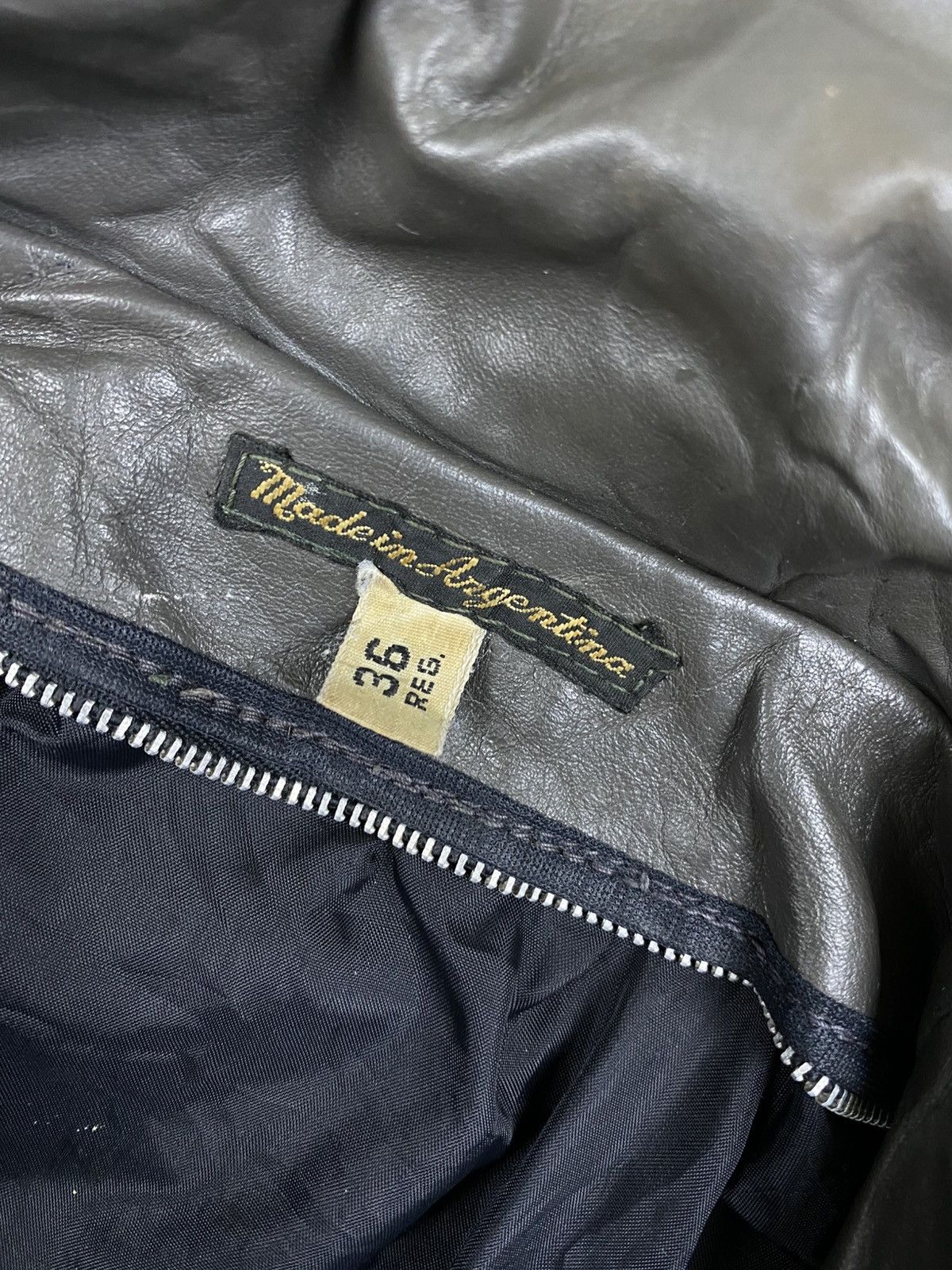 Leather 🔥RARE Vintage Leather Jacket Made In Argentina Size US M / EU 48-50 / 2 - 13 Thumbnail