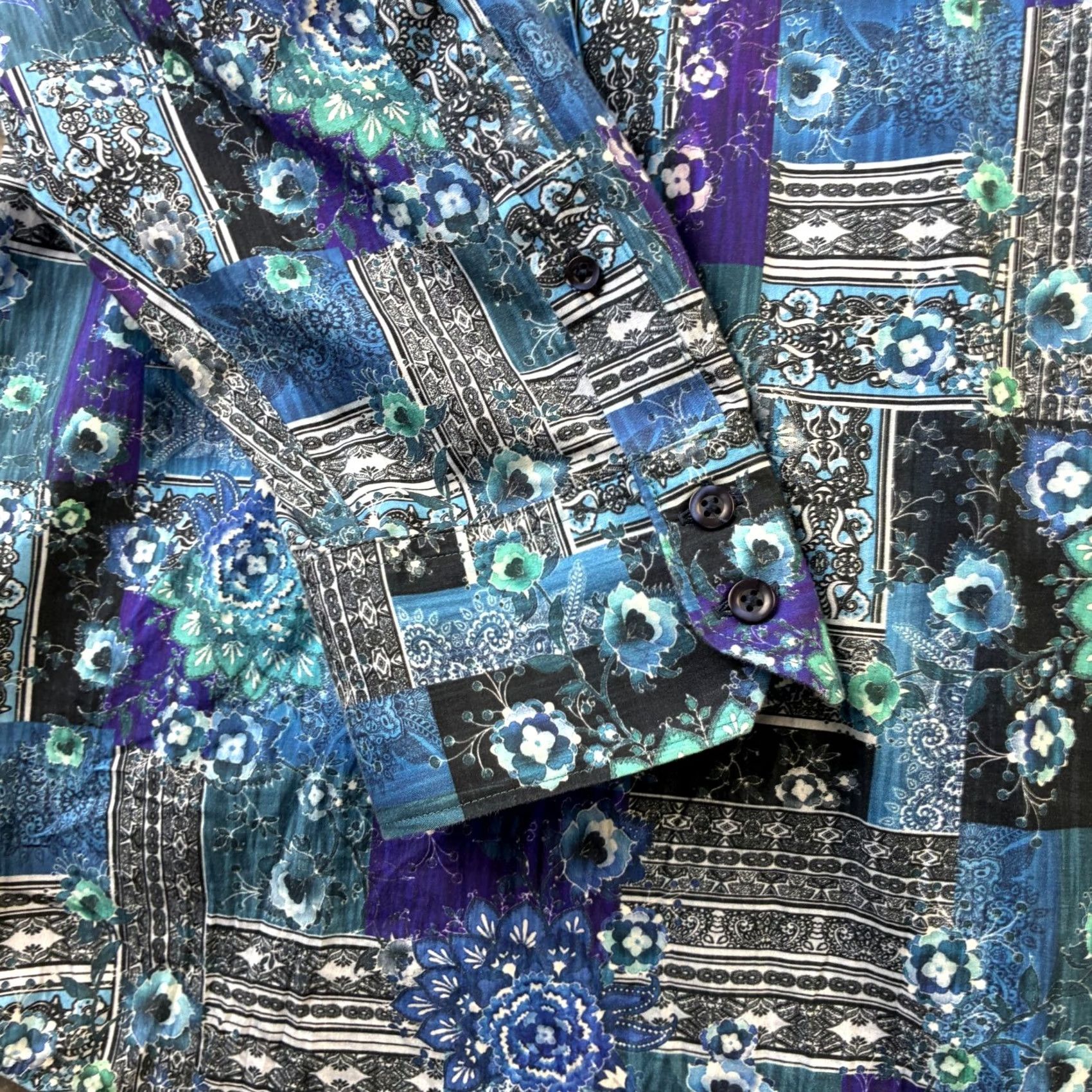 Robert Graham Robert Graham Shirt Mens 4XL Blue Paisley Button-Up Long Sleeve Holiday/All Seasons Mens LG Crew? Size US XXL / EU 58 / 5 - 4 Thumbnail