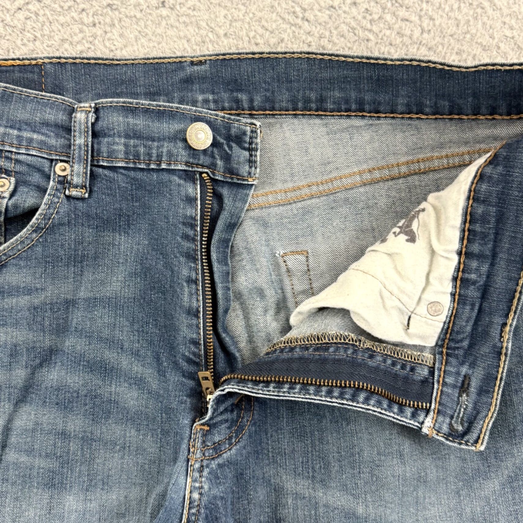 Levi's VINTAGE Levi's 505 Jeans 33x30 Blue Denim Regular Fit Straight Leg USA Y2K Men Size US 33 - 4 Thumbnail
