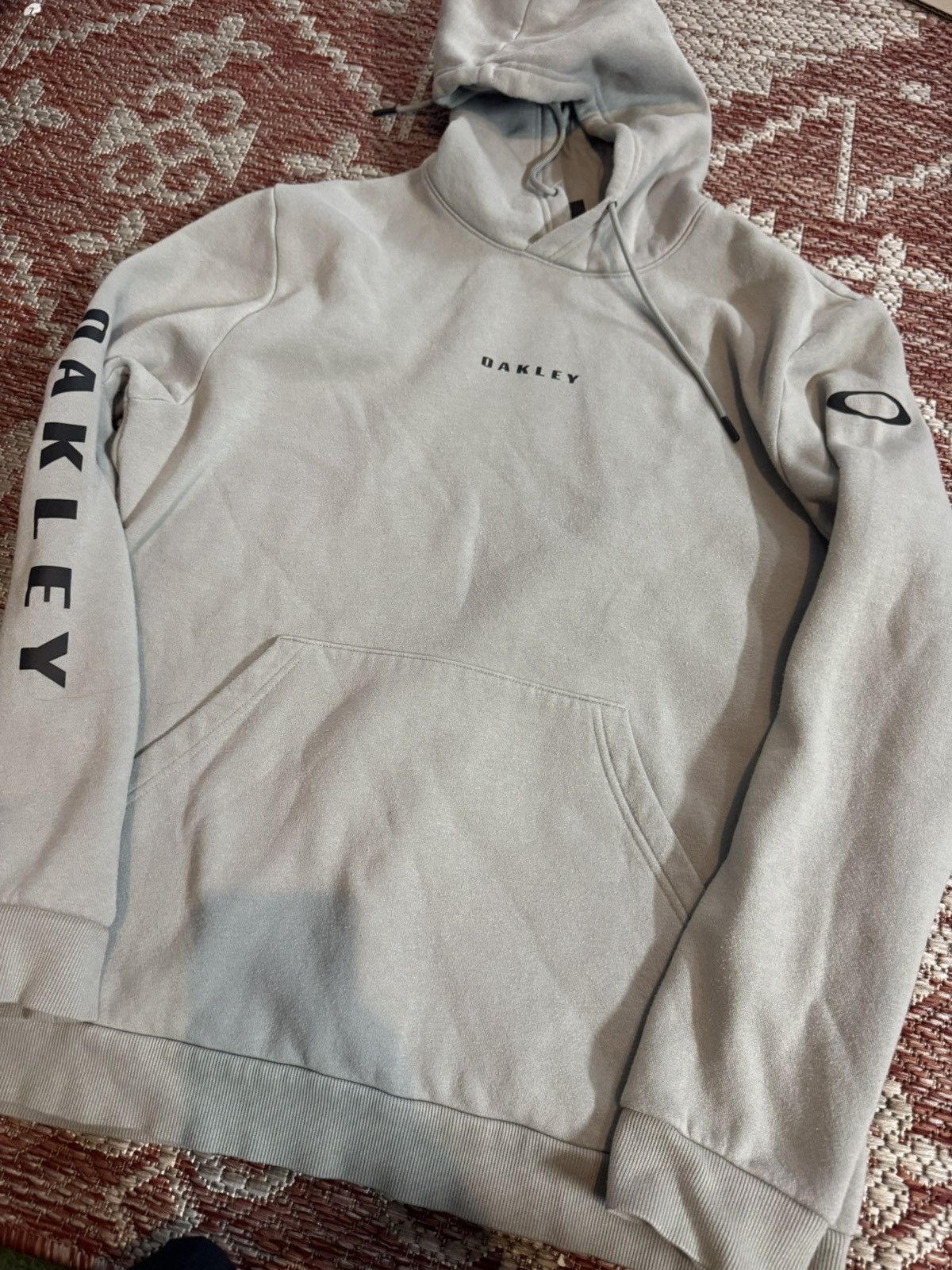 Oakley Y2K Oakley Hoodie Grey Side Hit Vintage Sz XL Size US XL / EU 56 / 4 - 1 Thumbnail