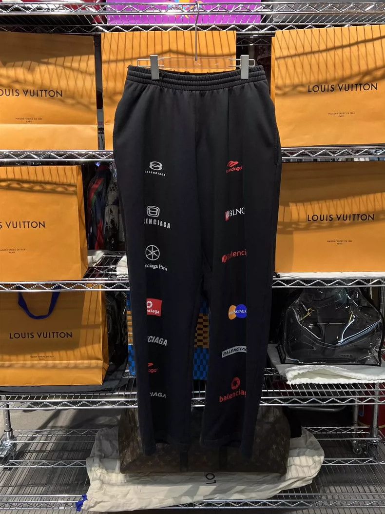Balenciaga Balenciaga size XS Racing elements full logo black pants Size US 26 / EU 42 - 1 Thumbnail