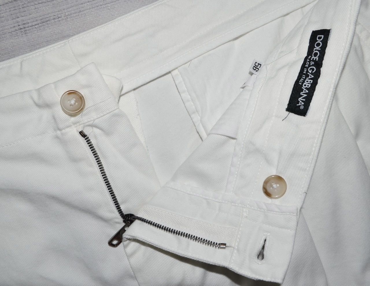 Dolce & Gabbana Dolce & Gabbana Size 56 Men Pocket Shorts White Cotton Size US 38 / EU 54 - 8 Thumbnail