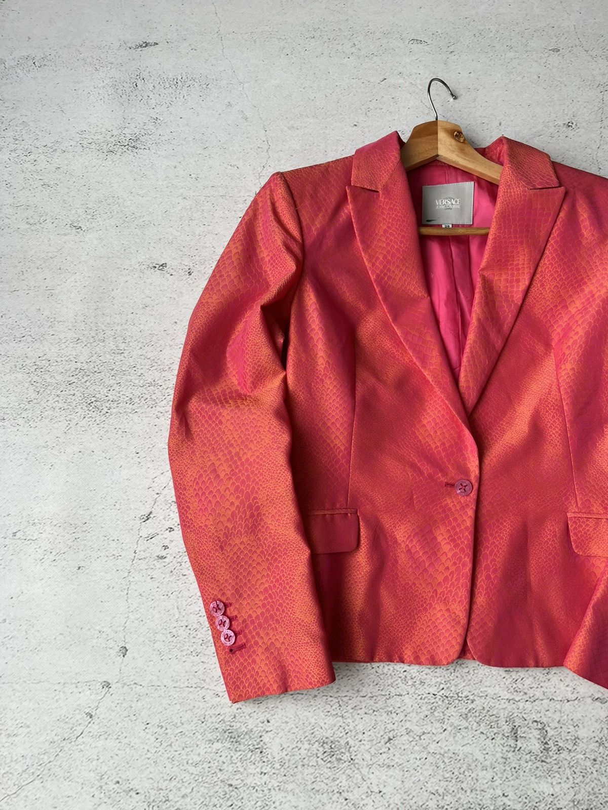 Versace Jeans Couture Vintage Versace Jeans Couture Blazer Pink Made in Italy Rare Size M / US 6-8 / IT 42-44 - 3 Thumbnail