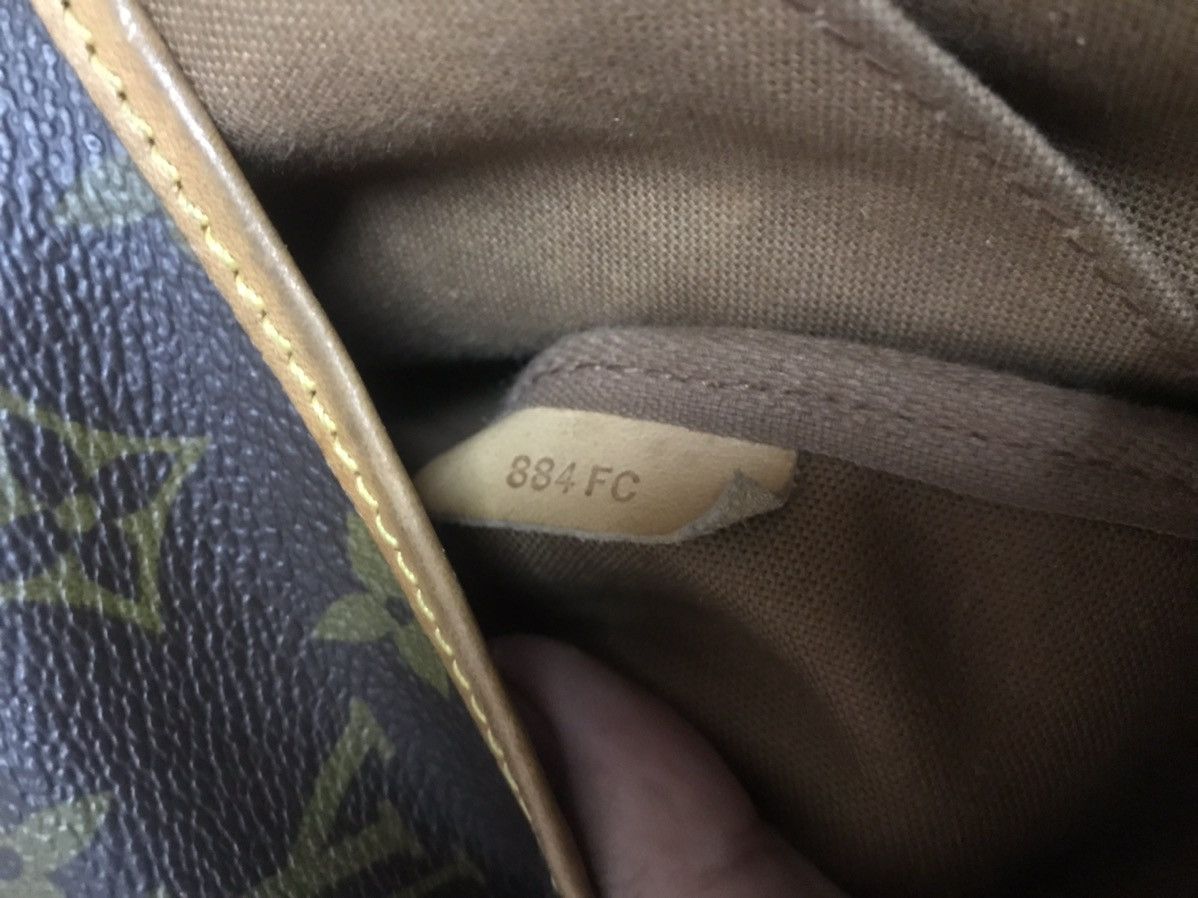 Louis Vuitton Authentic Louis Vuitton Monogram Saumur 43 Size ONE SIZE - 3 Thumbnail