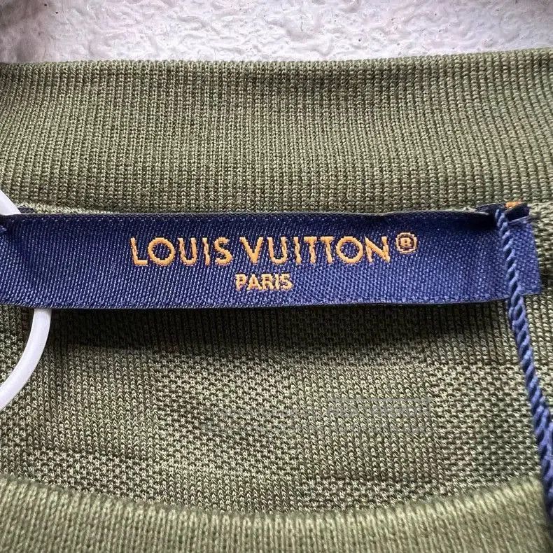 Louis Vuitton Louis Vuitton SS25 Snake Limited Short Sleeve T. Size US XL / EU 56 / 4 - 3 Thumbnail