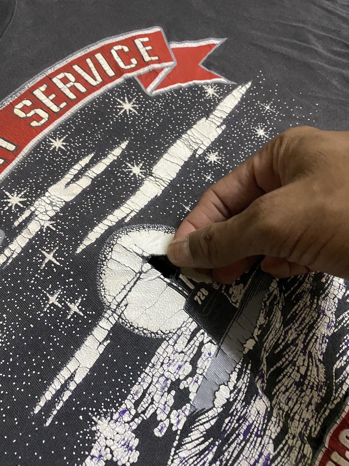 Hanes × Vintage Silent Service USS Florida SSBN-728 Submarine US Navy Size US XL / EU 56 / 4 - 8 Thumbnail