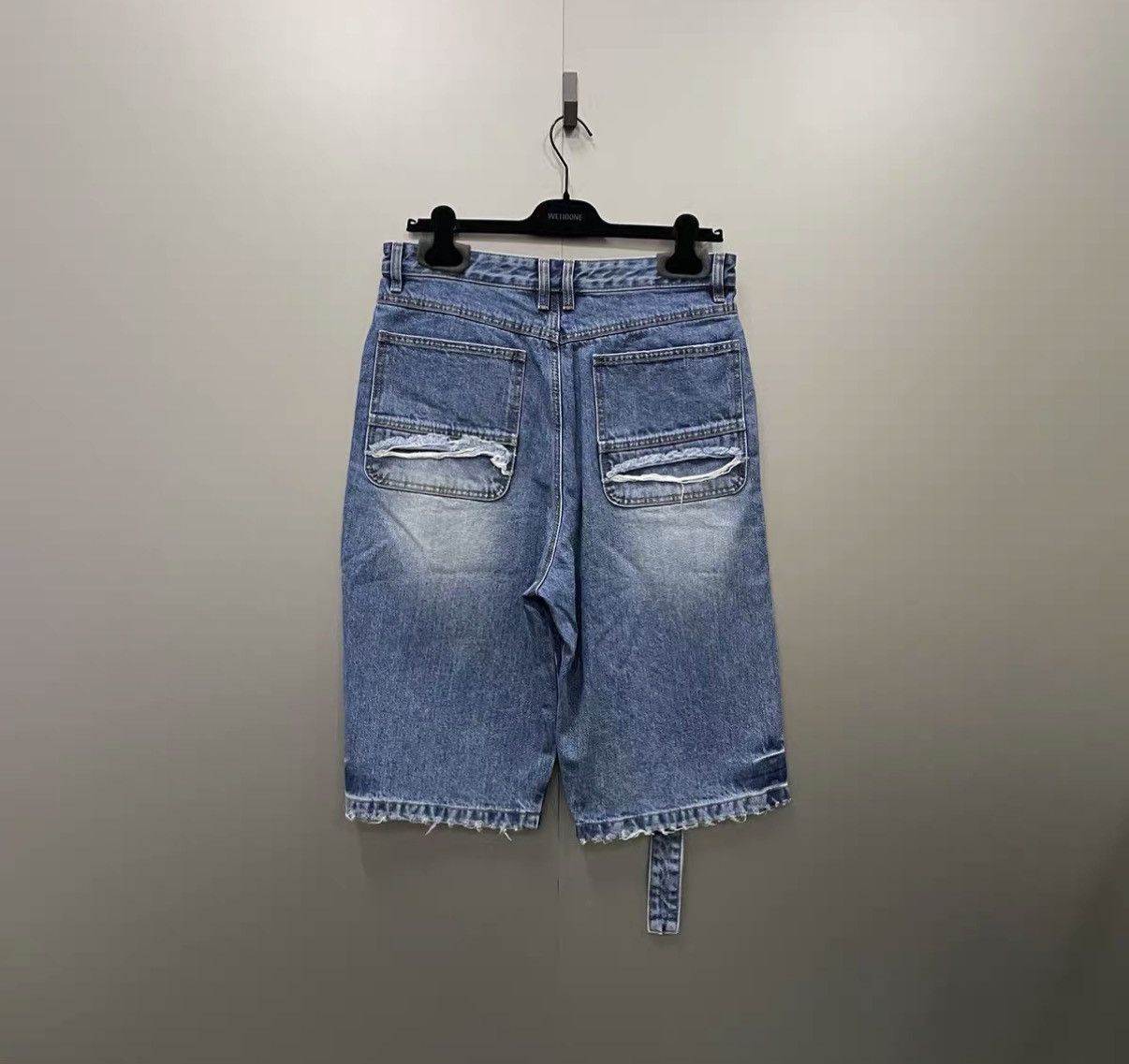 WE11DONE WE11DONE Blue Graffiti Denim Shorts J41 Size US 34 / EU 50 - 2 Thumbnail