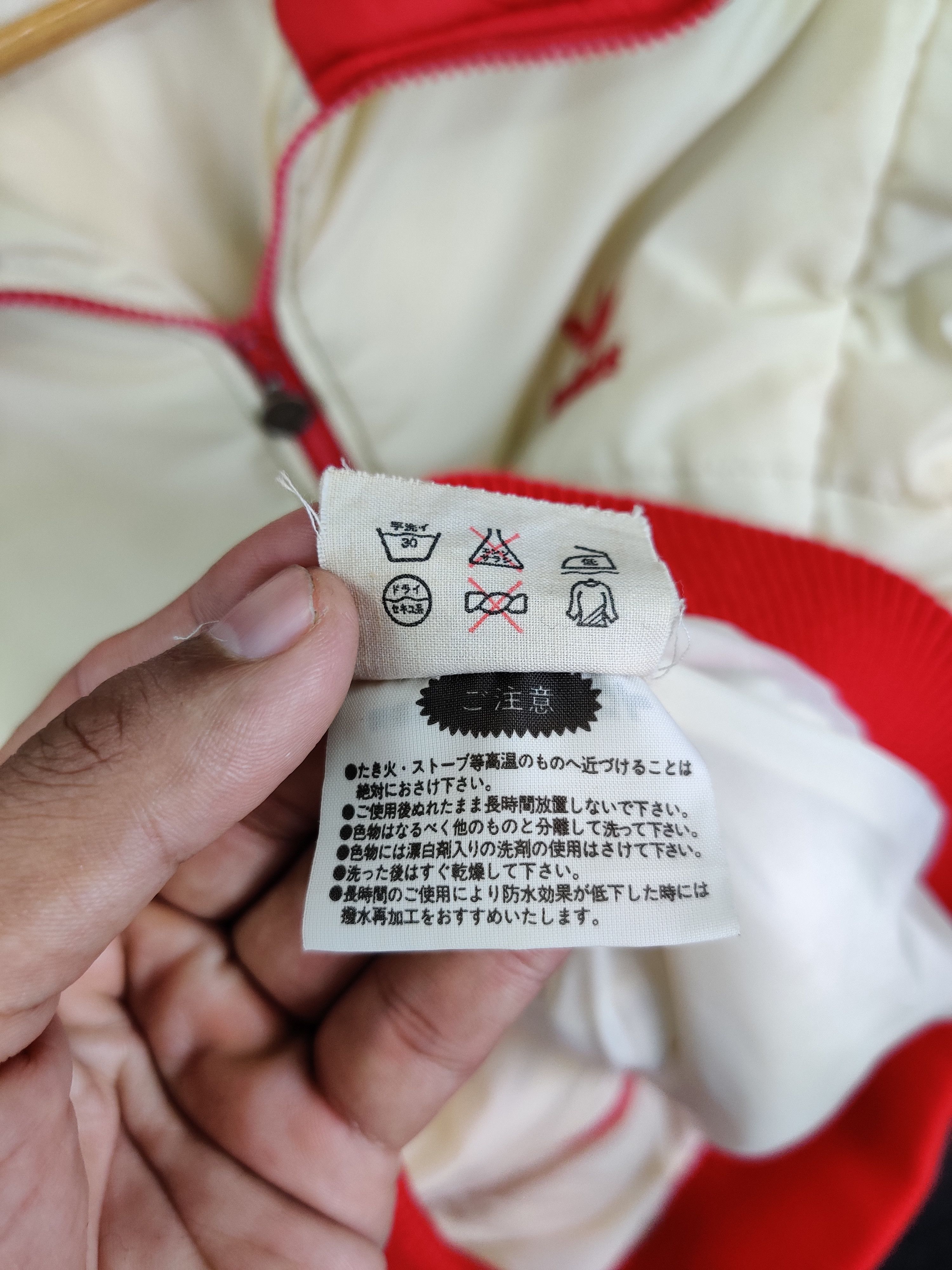 Adidas Vintage 80s Adidas Trefoil Red Puffer Jacket Size US L / EU 52-54 / 3 - 15 Thumbnail