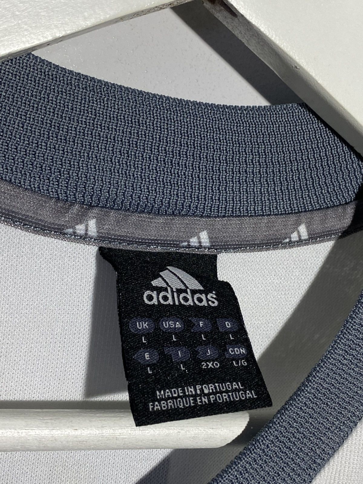 Adidas #24 Santa Cruz Bayern Munchen 2002/03 Away Adidas Jersey Size US L / EU 52-54 / 3 - 18 Thumbnail