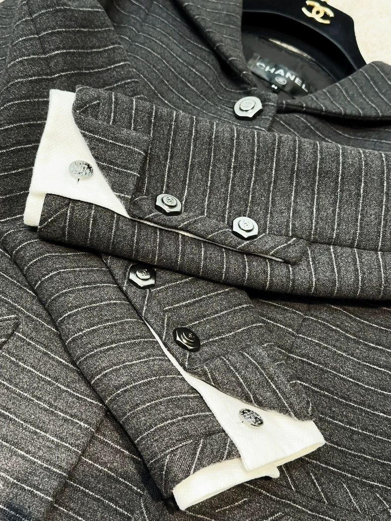 Chanel Chanel Hamburger series show style dark gray navy collar w Size XXS / US 00 / IT 34 - 4 Thumbnail