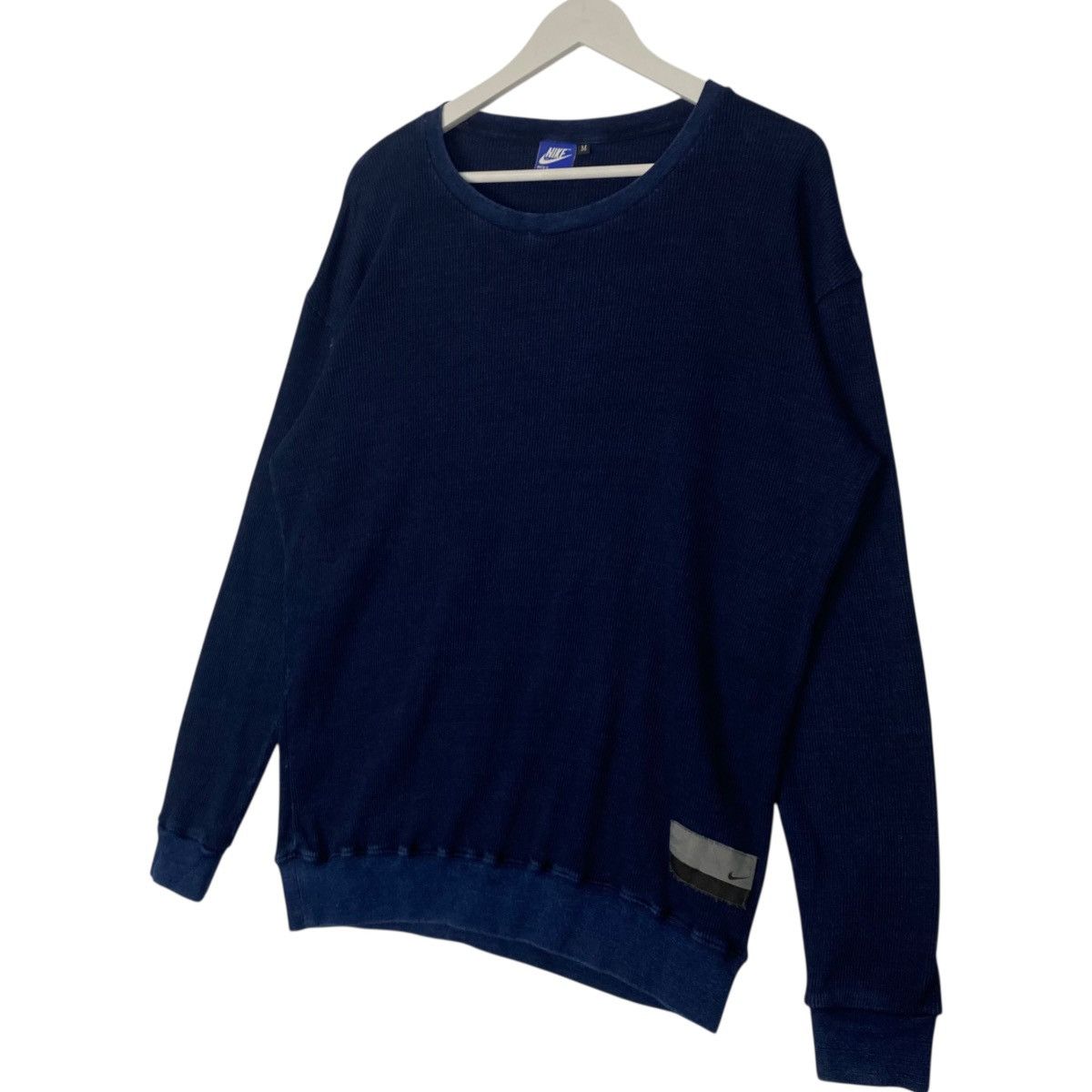 Vintage Vintage Nike Sweatshirt Small Logo Embroidery NavyBlue SizeM Size US M / EU 48-50 / 2 - 2 Thumbnail