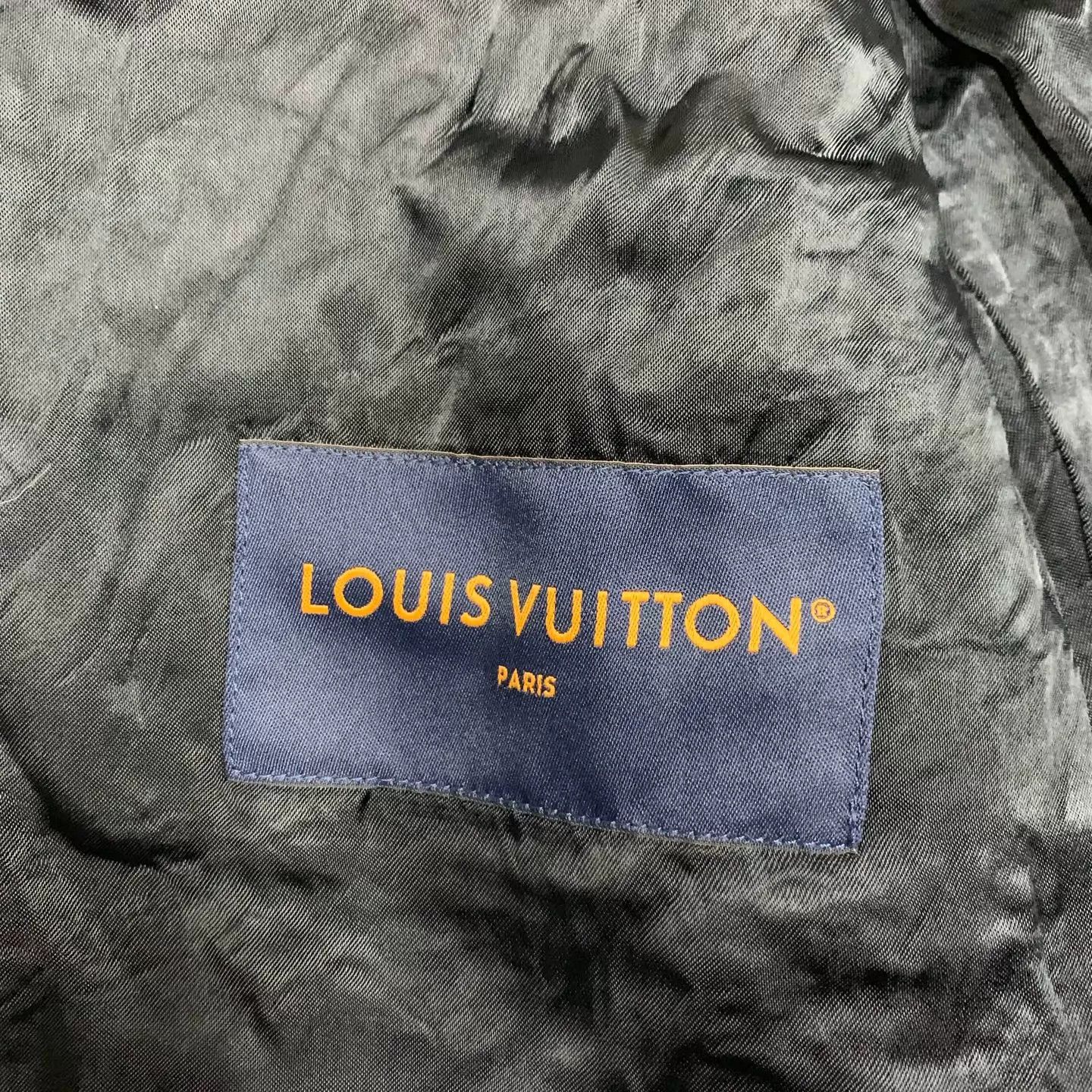 Louis Vuitton Blue Flocked Monogram All Over Print Jkt 50 Size US M / EU 48-50 / 2 - 4 Thumbnail