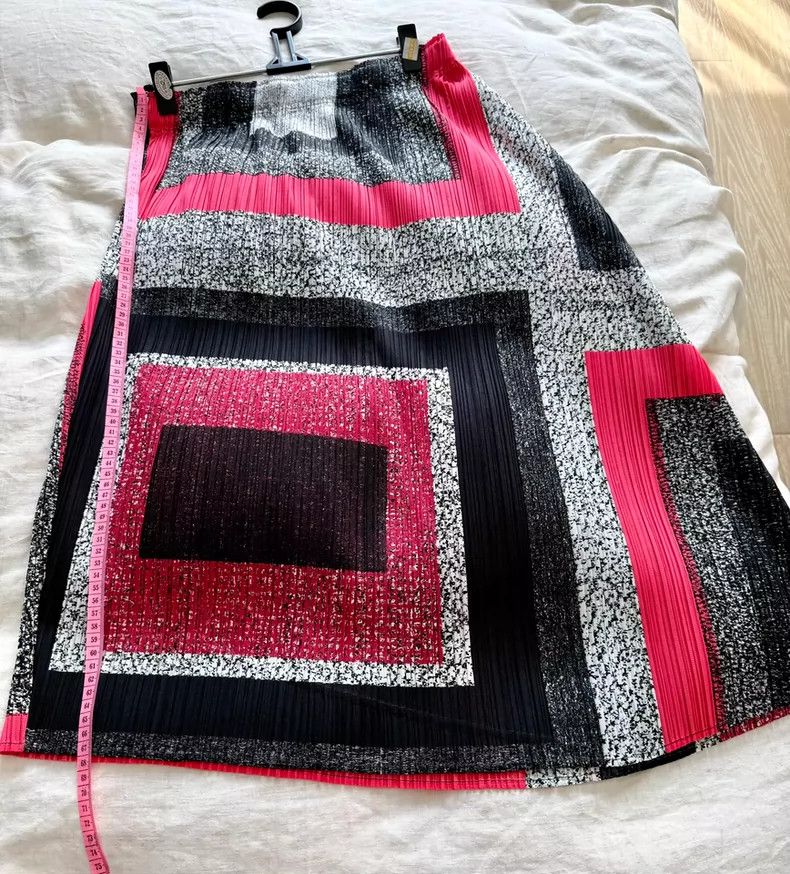 Issey Miyake Issey Miyake size:3 Plaid skirt Size 42" / US 20 - 2 Thumbnail