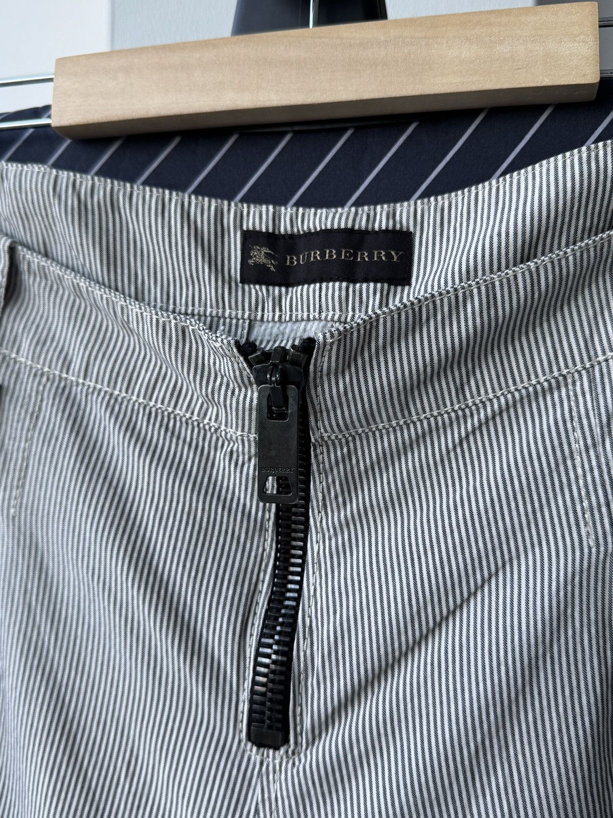 Burberry Burberry rare vintage shorts Size US 36 / EU 52 - 3 Thumbnail