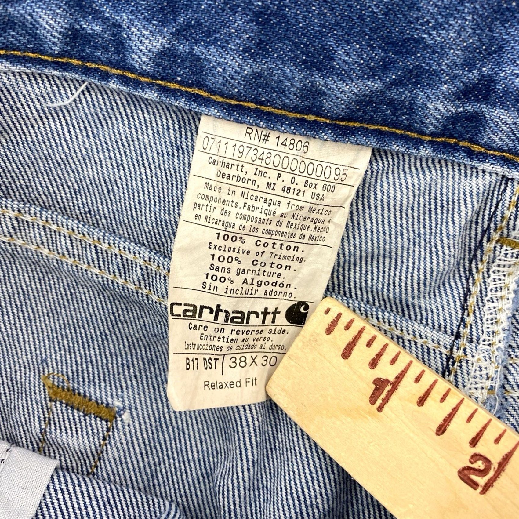 Carhartt VINTAGE Carhartt Jeans B17DST 2002 Blue Relaxed Fit 36x30.5 Mens Workwear Denim Straight Pockets Size US 36 / EU 52 - 3 Thumbnail