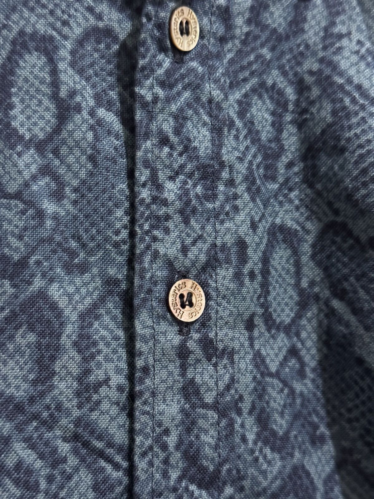 Hysteric Glamour RARE HYSTERIC GLAMOUR SNAKESKIN SHIRT Size US M / EU 48-50 / 2 - 4 Thumbnail