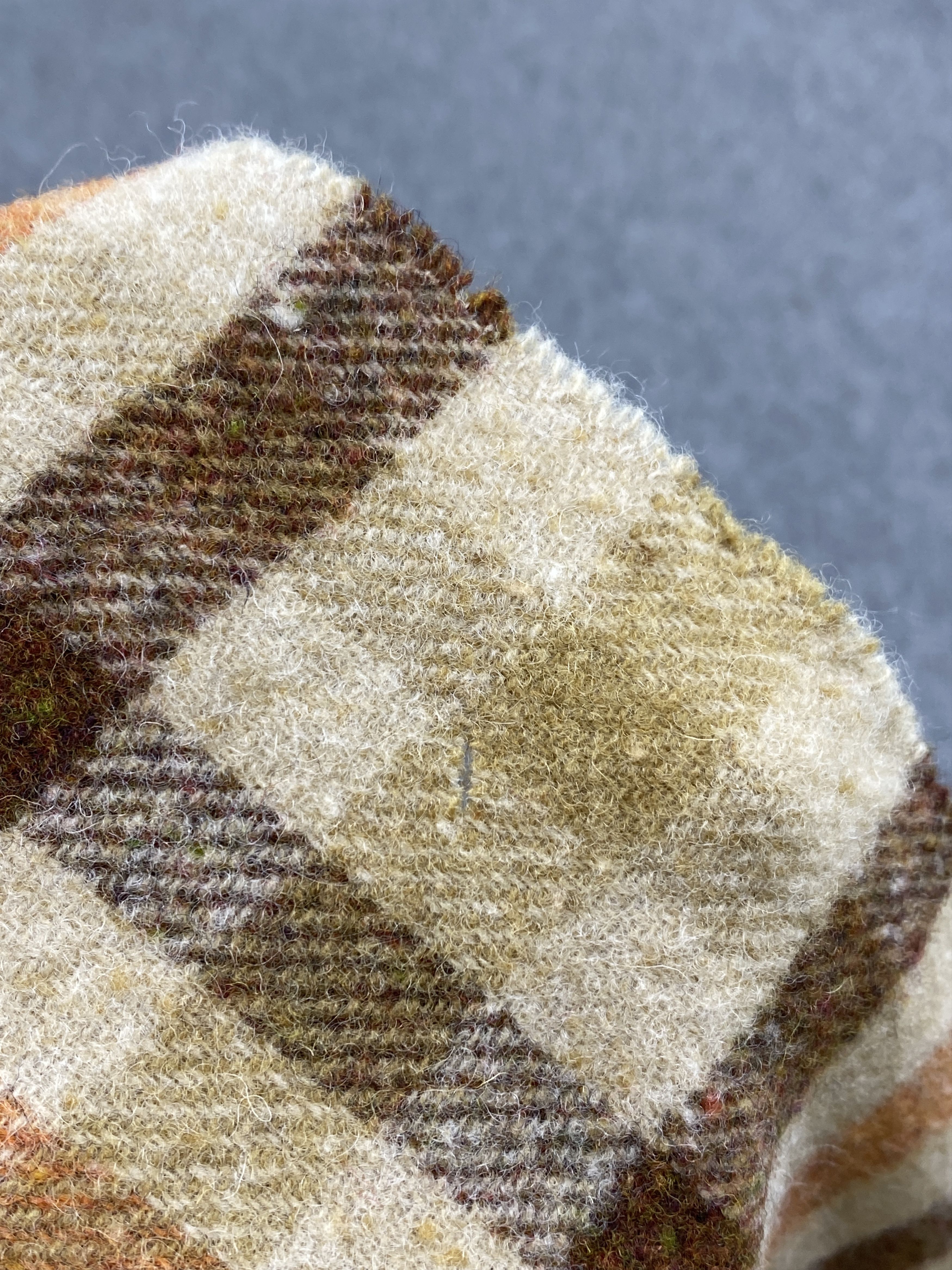Johnstons Of Elgin Johnstons Of Elgin Scarf / Muffler / Neckwear SC0270 Size ONE SIZE - 8 Thumbnail