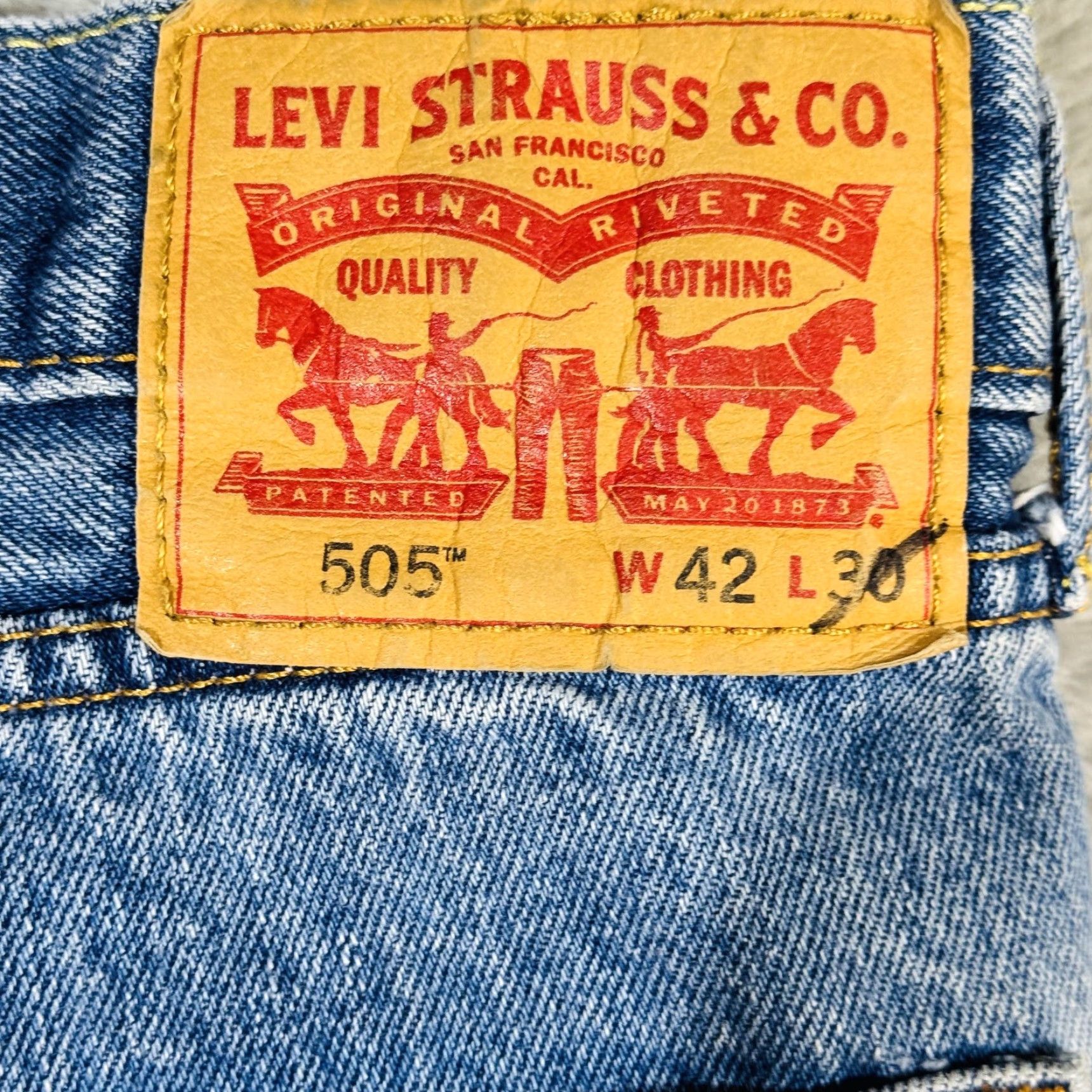 Levi's Levi's 505 Jeans Mens Regular Zip Fly Straight Denim Blue Medium Wash 42x30 Jeans Mens Regular Size US 42 / EU 58 - 7 Thumbnail