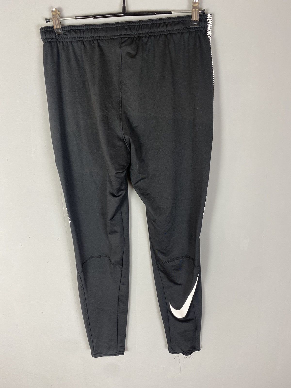 Nike Nike sports trousers pants Size US 28 / EU 44 - 6 Thumbnail