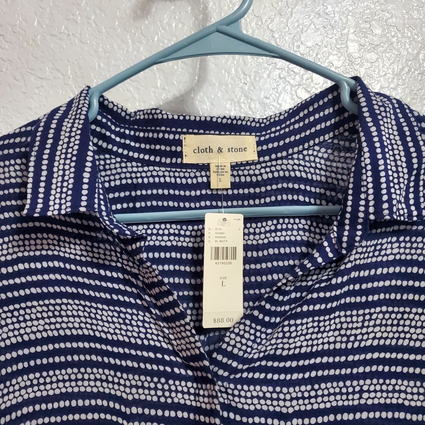 Anthropologie Cloth & Stone Shirt Women L Blue Motif Rayon Relaxed Button Up Top Size L / US 10 / IT 46 - 6 Thumbnail