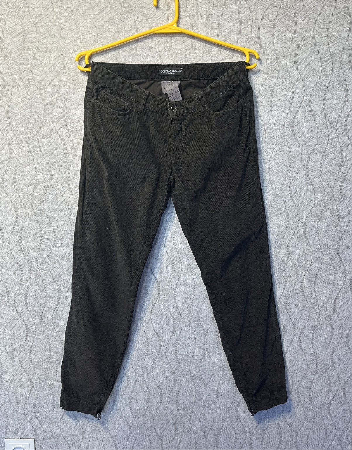 Dolce & Gabbana × Vintage Dolce & Gabbana Vintage Velvet Zipped Up Pants Italy Made XS Size US 29 - 1 Thumbnail