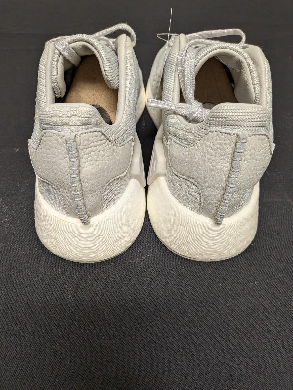Adidas adidas Originals Wings & Horns WH NMD R2 BB3118 US9 Size US 9 / EU 42 - 2 Thumbnail